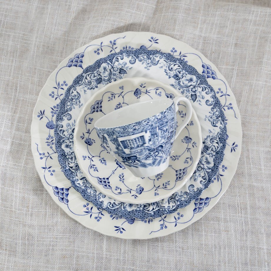 Gracious Dinner Plates (Set of 4) | The Brooklyn Teacup - The Brooklyn Teacup