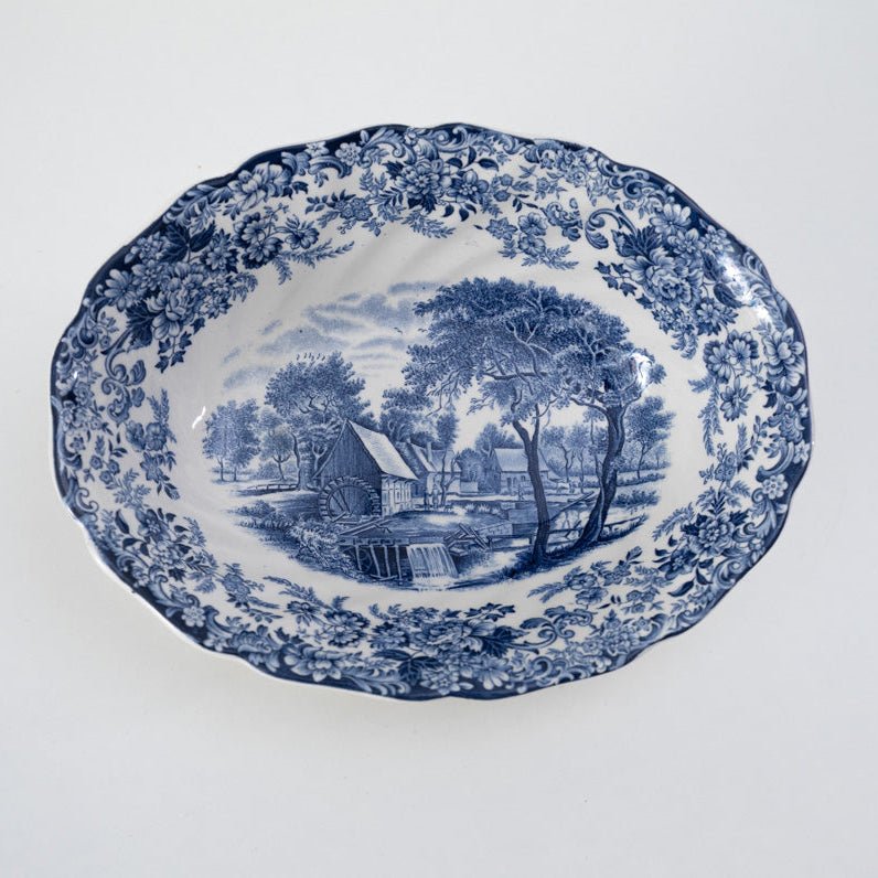 Gracious Oval Serving Bowl | The Brooklyn Teacup - The Brooklyn Teacup