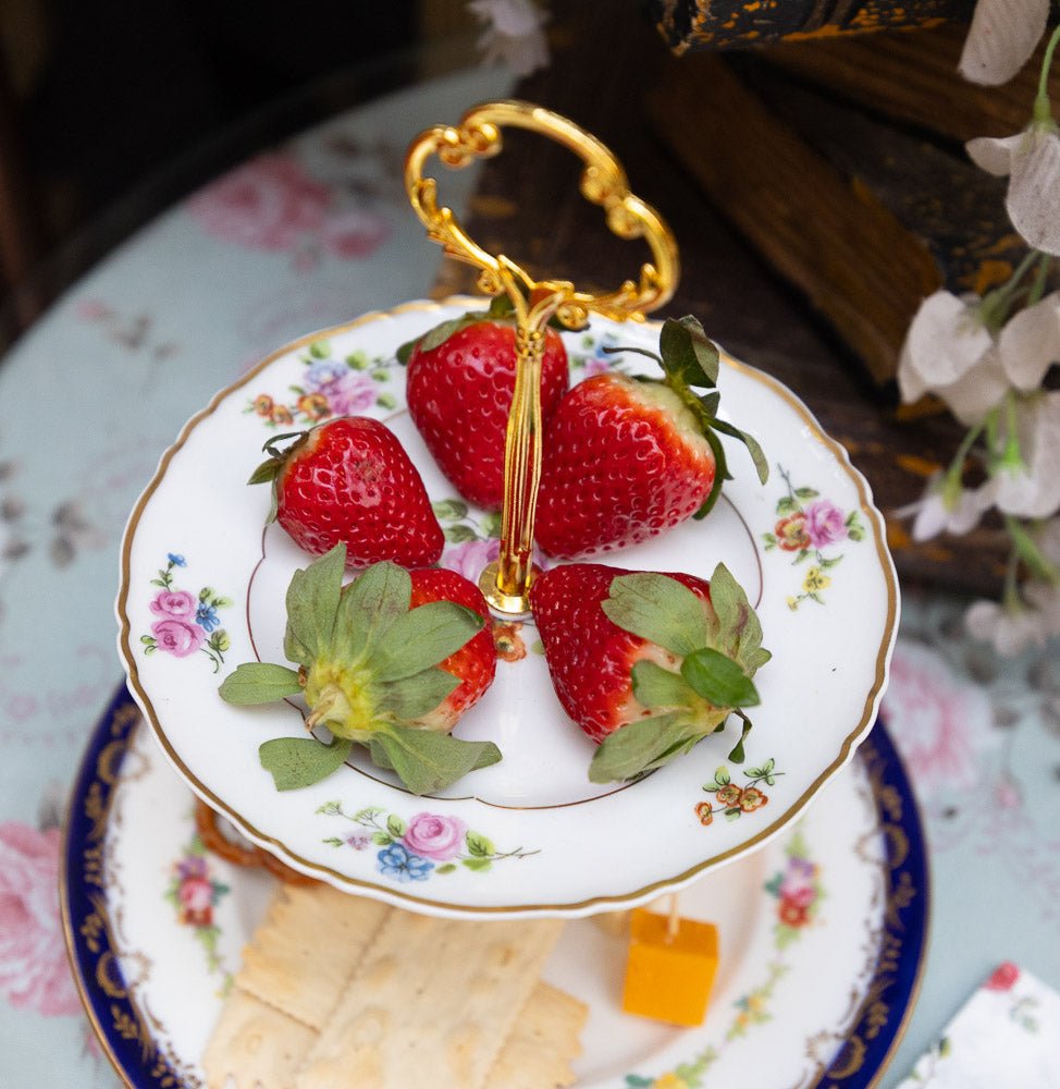 Halsey 2 Tier Tray | The Brooklyn Teacup - The Brooklyn Teacup