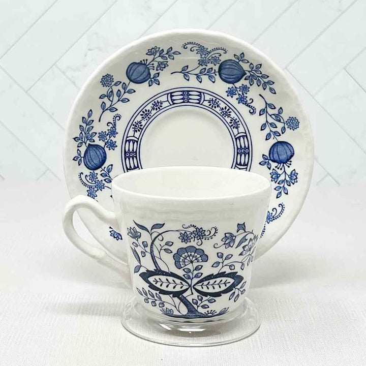 The Fascinating Origins of The Blue Onion Pattern - The Brooklyn Teacup