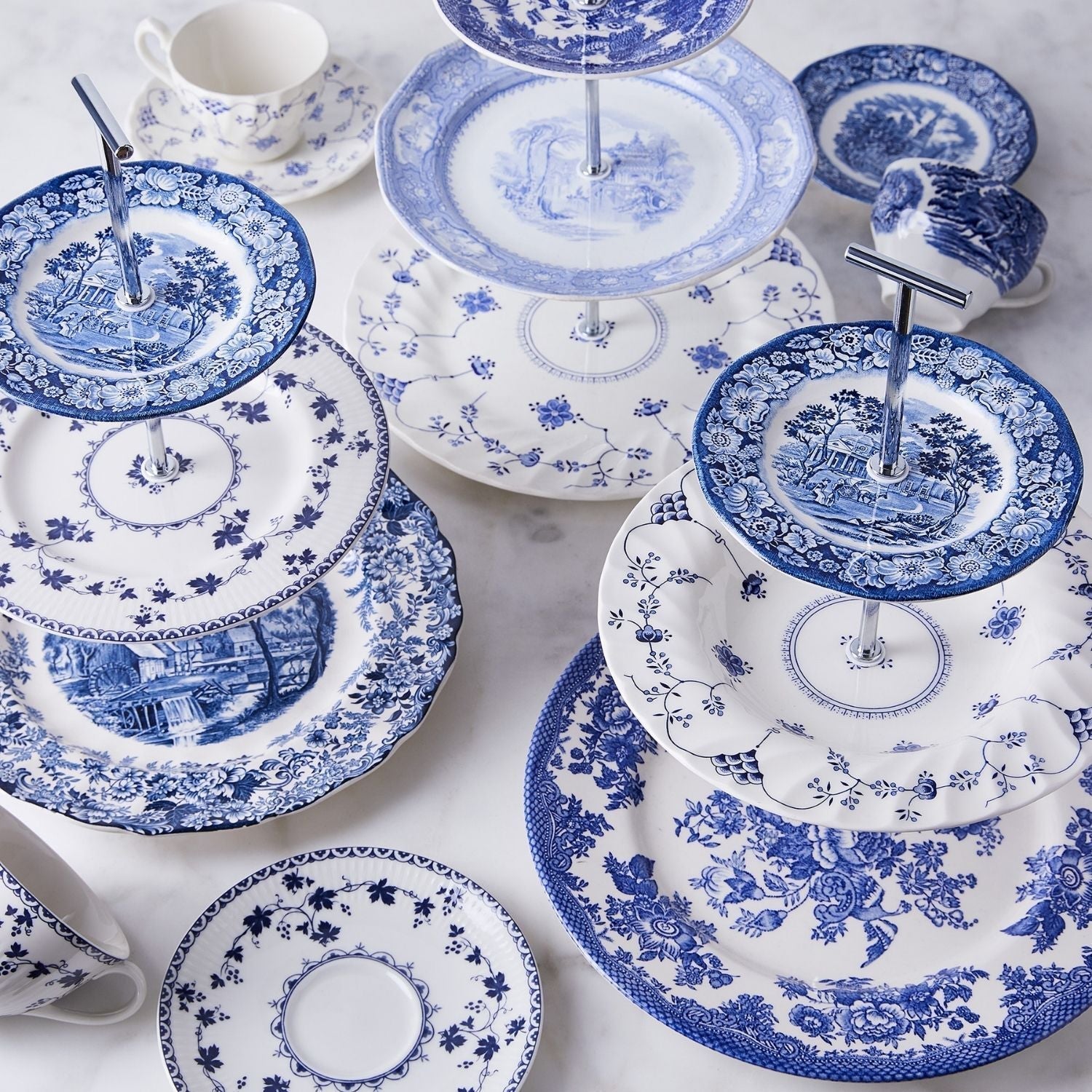 The Surprisingly English History of America's Most Patriotic China Patterns - Blue and White 3-Tier Tray