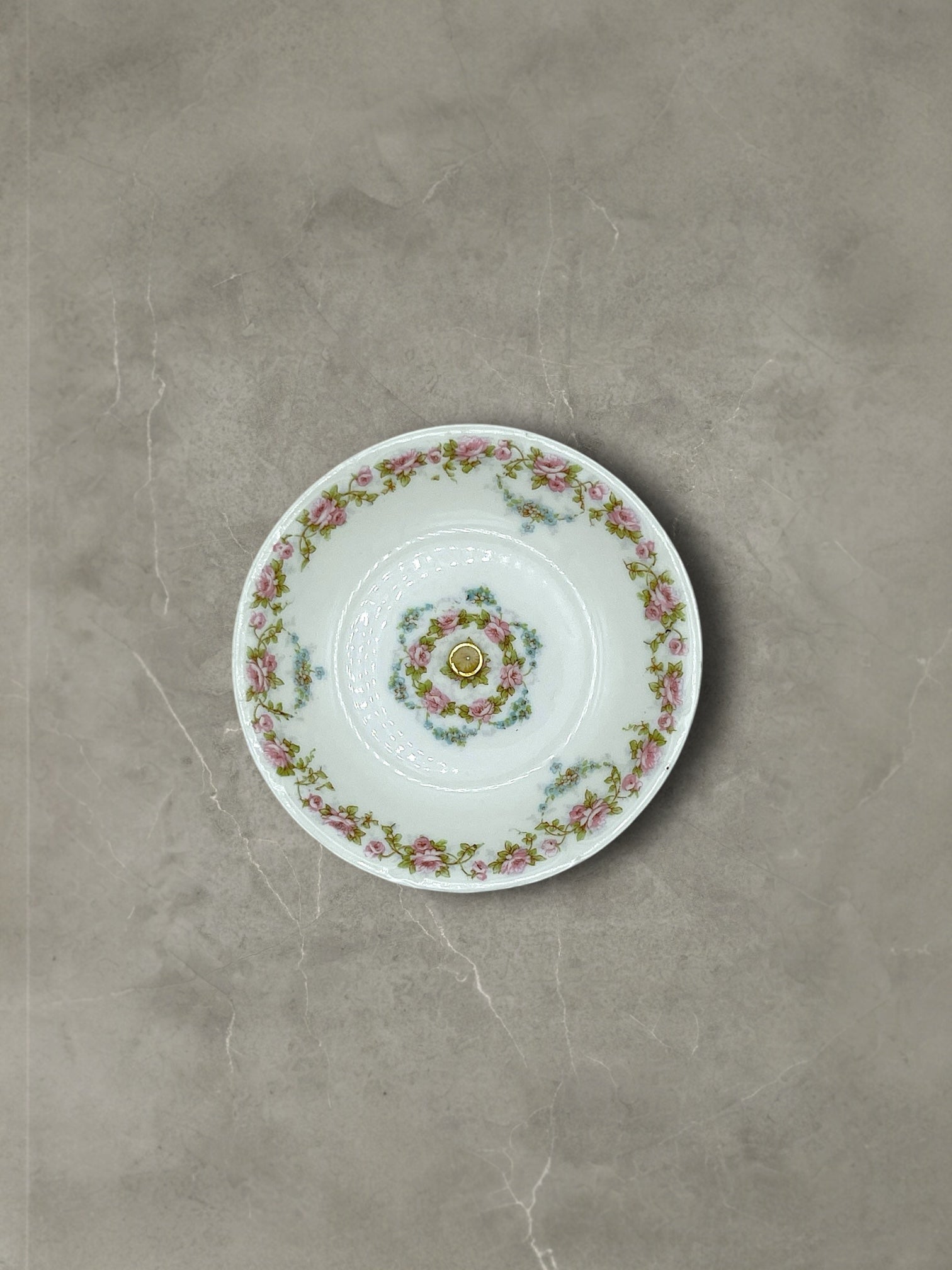 Limoges Multi Pastel Wreath Ring Holder