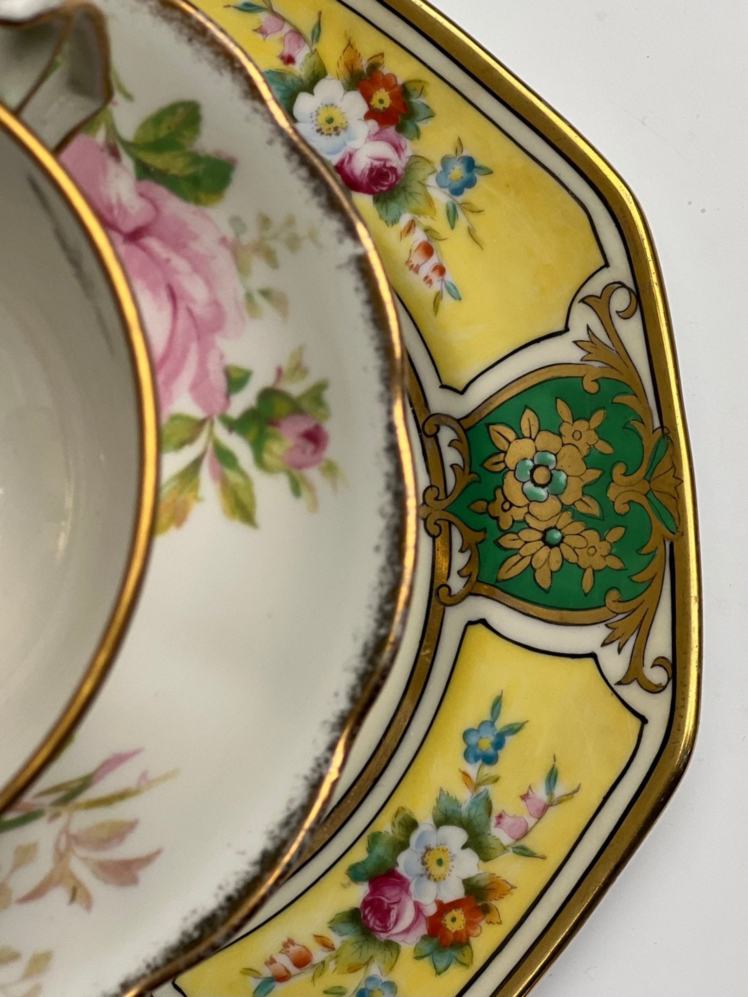 American Beauty Garden: Madhatter Stand | The Brooklyn Teacup - The Brooklyn Teacup