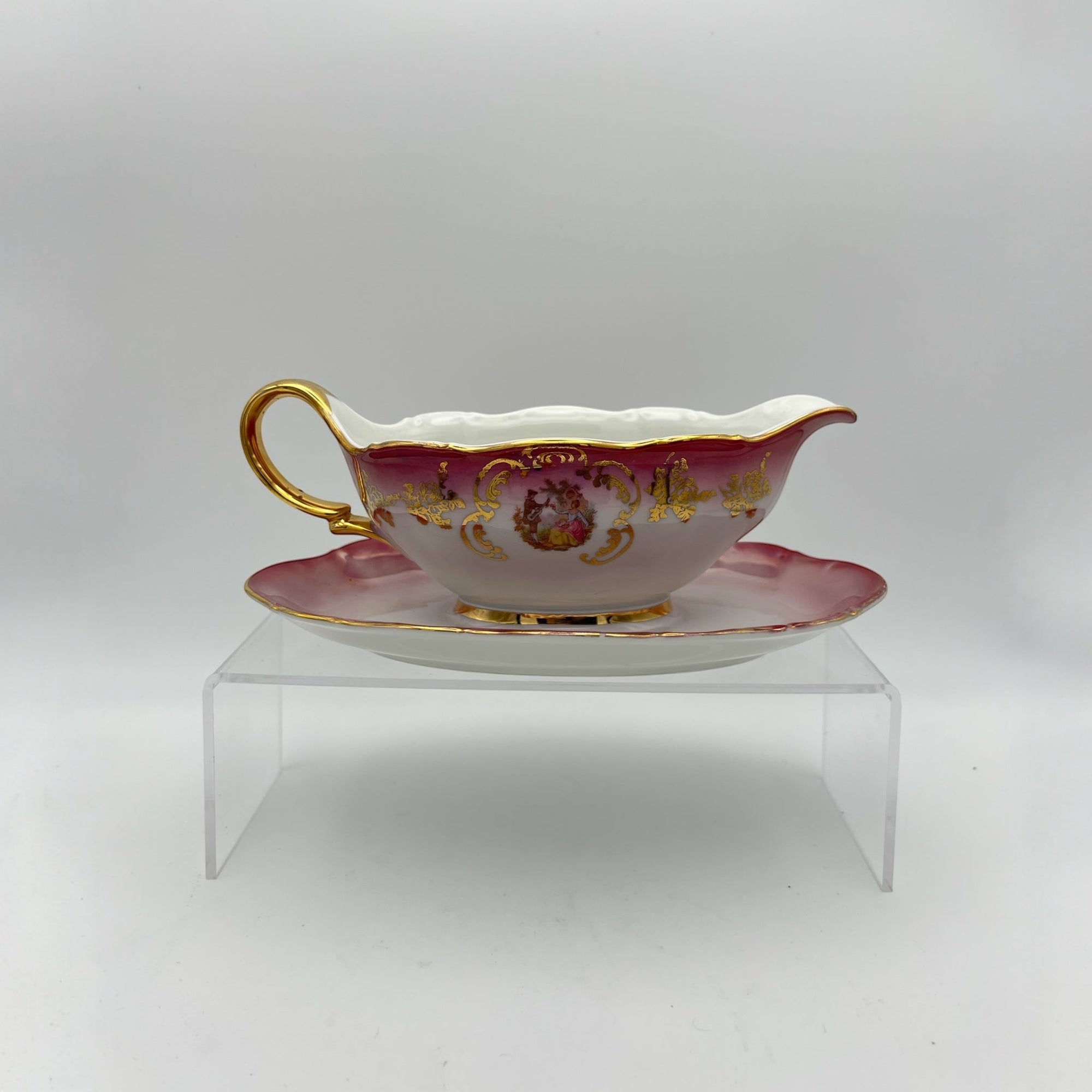 Bavarian Courting Couple Gravy Boat with Underplate | The Brooklyn Teacup - The Brooklyn Teacup