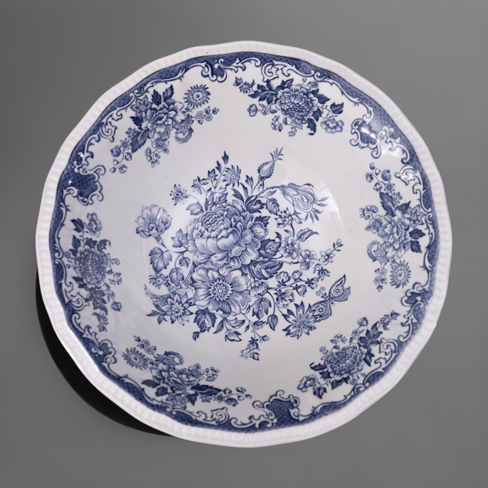 Blue & White Serving Bowls (~8.25”) | The Brooklyn Teacup - The Brooklyn Teacup