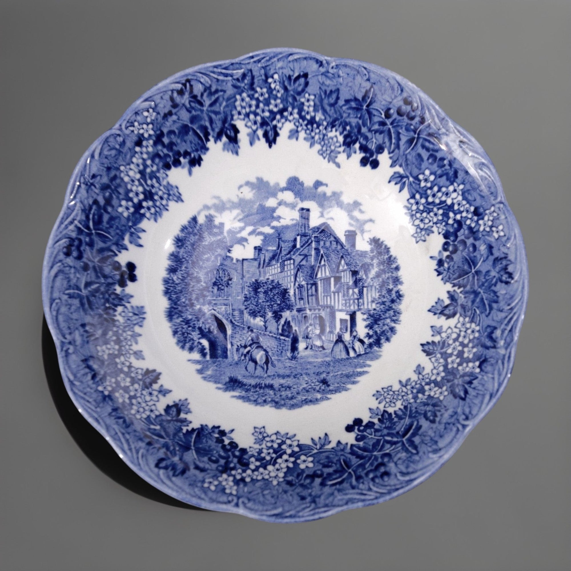 Blue & White Serving Bowls (~8.25”) | The Brooklyn Teacup - The Brooklyn Teacup