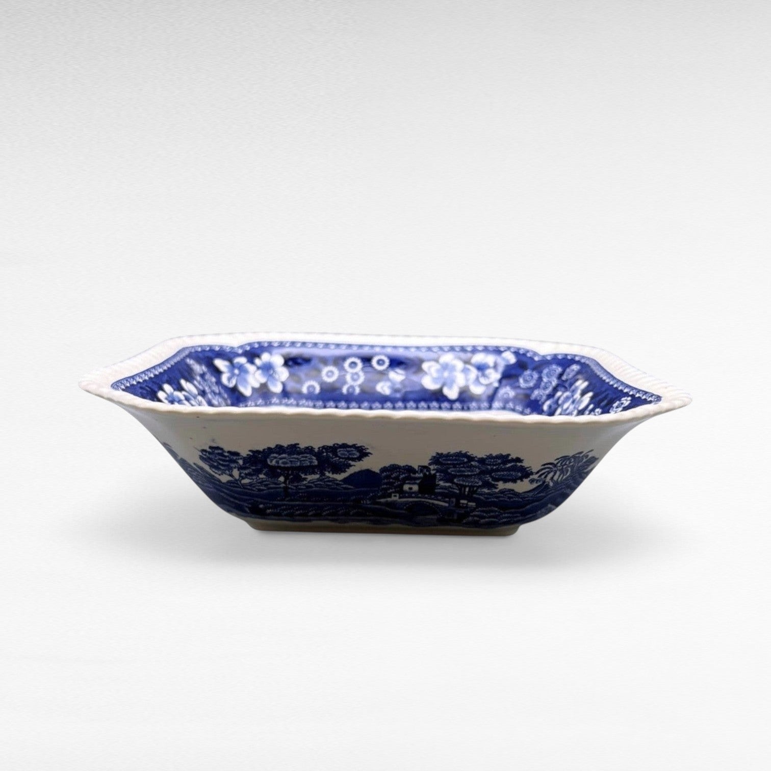 Blue & White Serving Bowls (~9.25”) | The Brooklyn Teacup - The Brooklyn Teacup