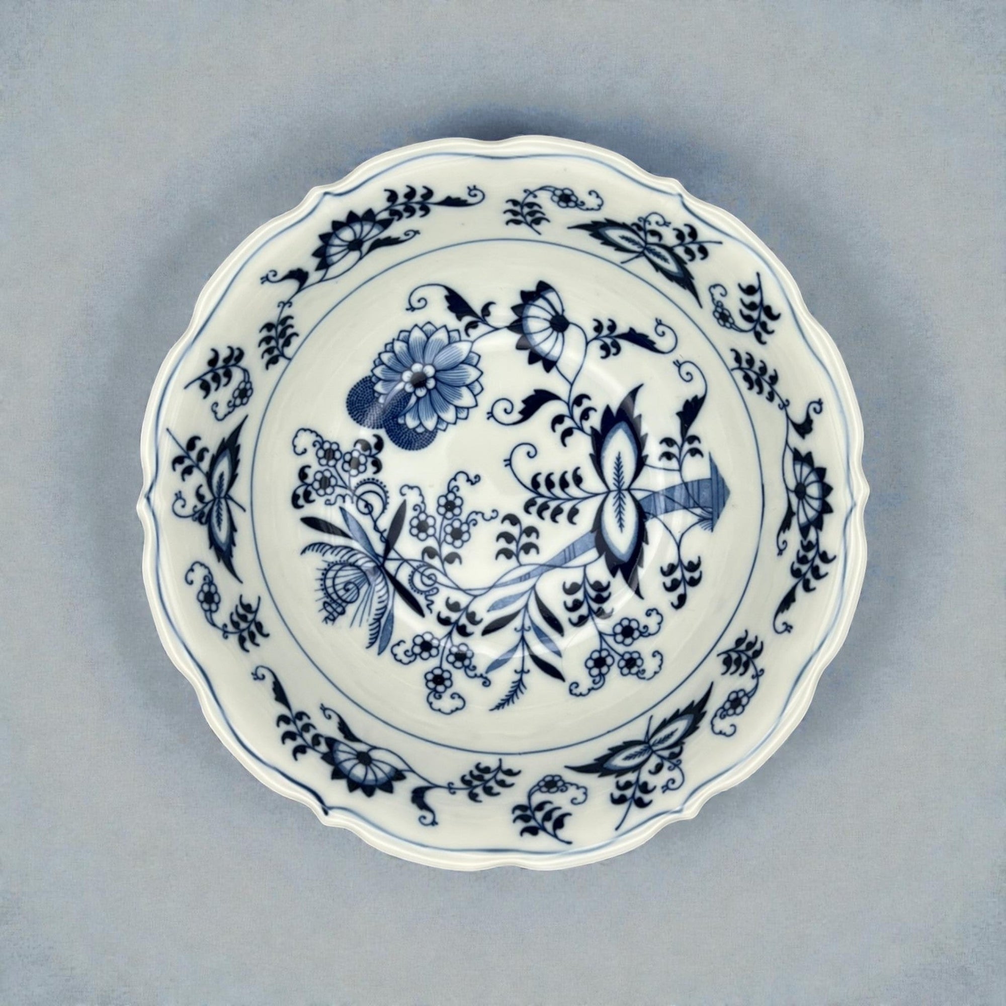 Blue & White Serving Bowls (~9.25") | The Brooklyn Teacup - The Brooklyn Teacup