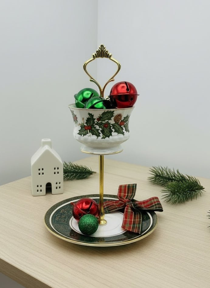 Christmas Holly Gold - Rimmed Teacup Stand | The Brooklyn Teacup - The Brooklyn Teacup
