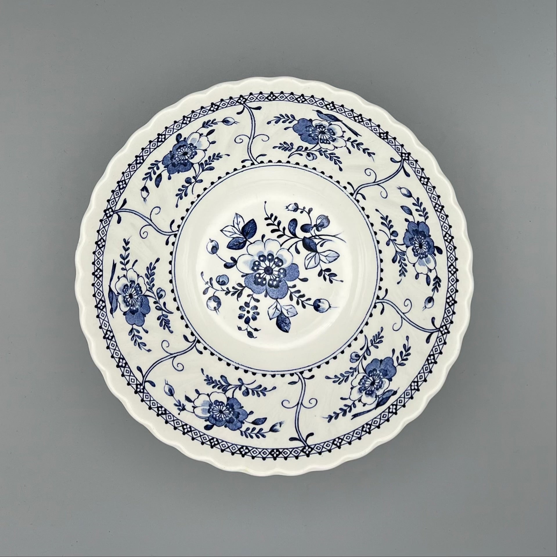 Gracious Serving Bowls | The Brooklyn Teacup - The Brooklyn Teacup