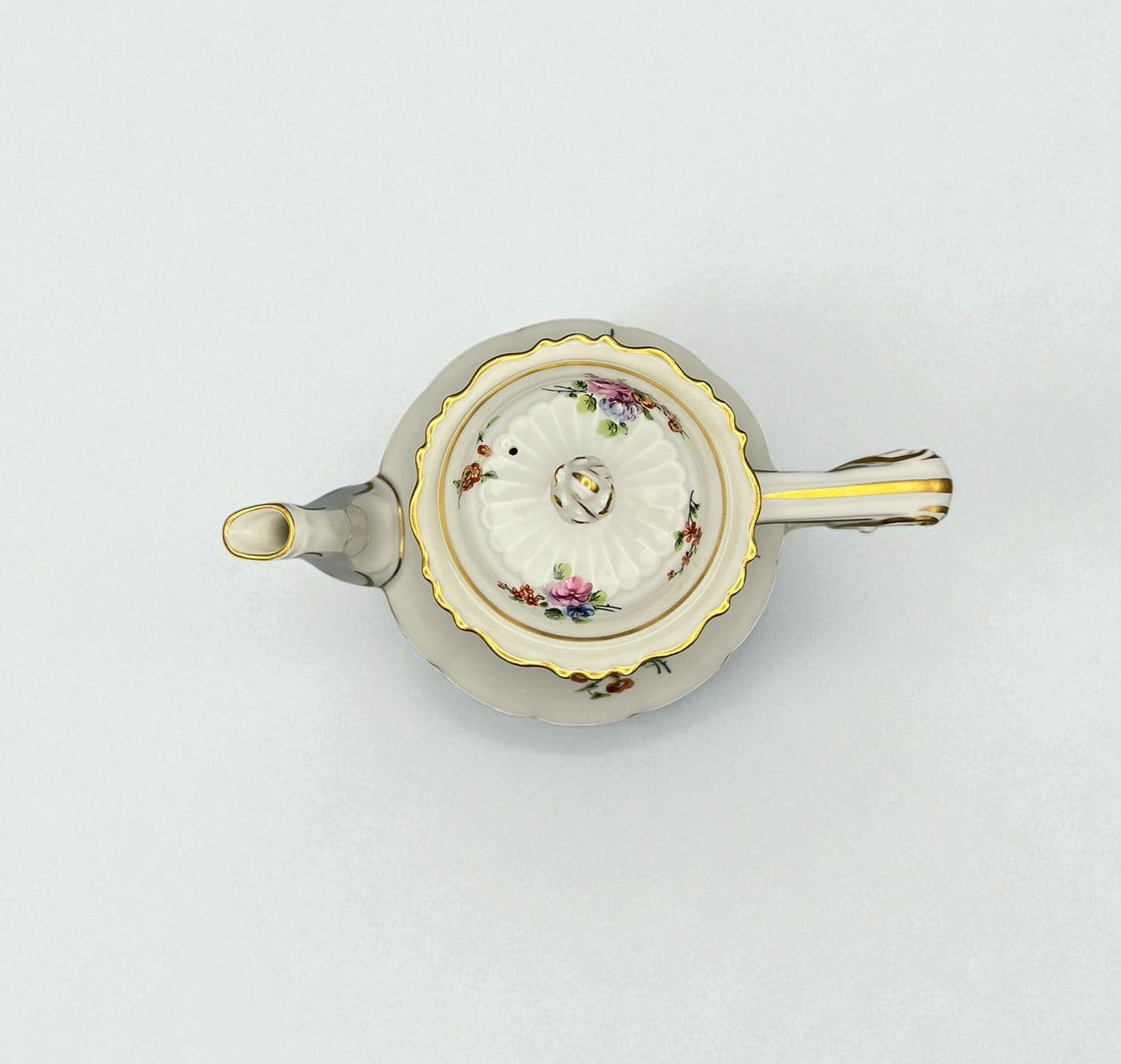 Haviland Chantilly Teapot | The Brooklyn Teacup - The Brooklyn Teacup