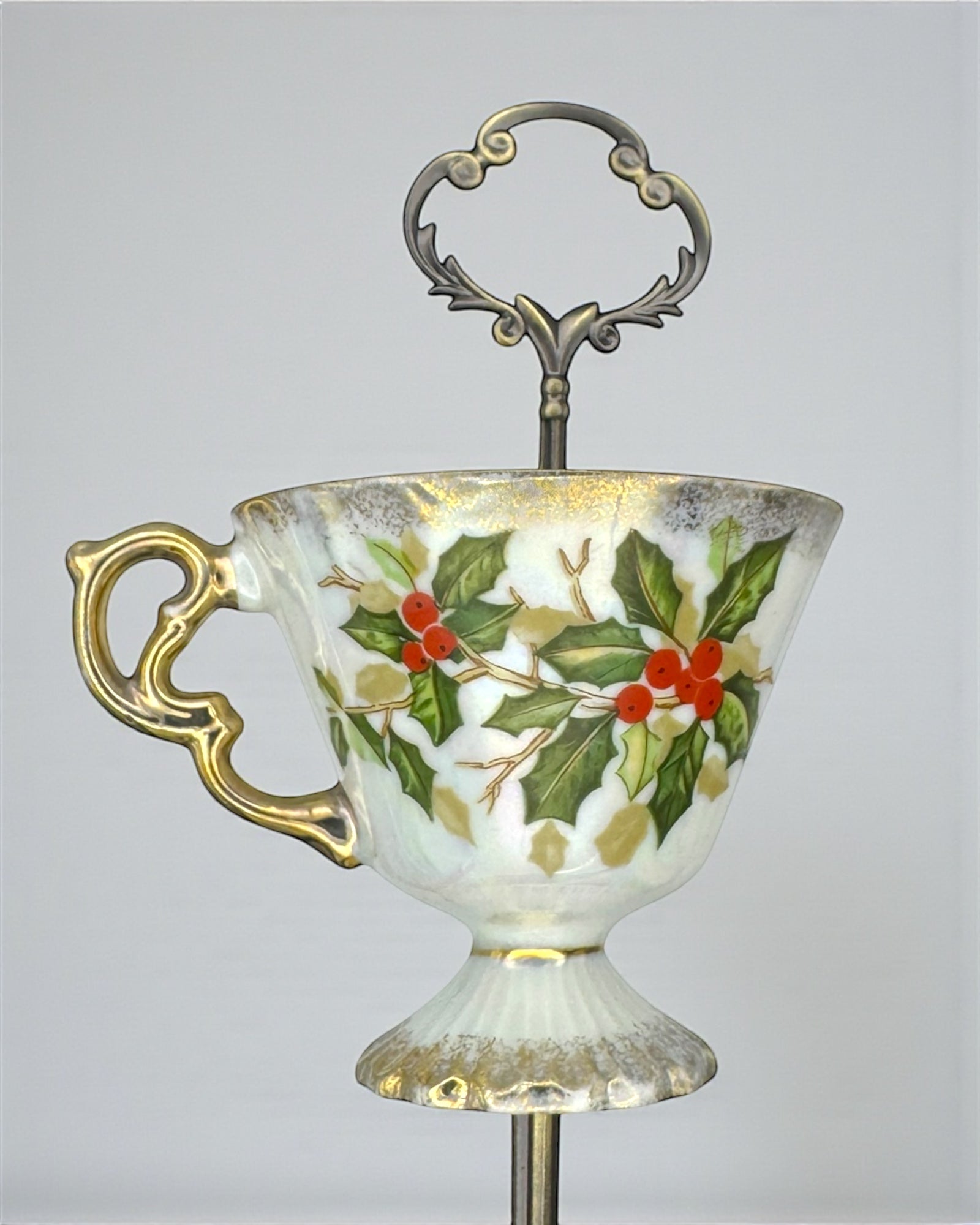 Holiday Lusterware Teacup Stand | The Brooklyn Teacup - The Brooklyn Teacup