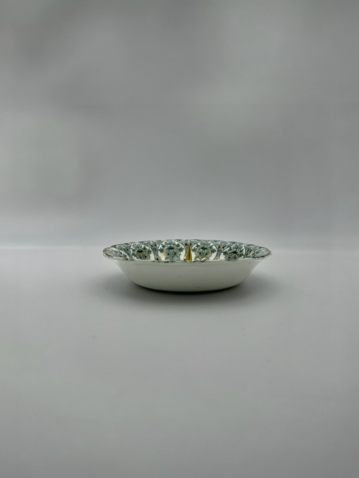 J&G Meakin Genoa Ring Holder | The Brooklyn Teacup - The Brooklyn Teacup