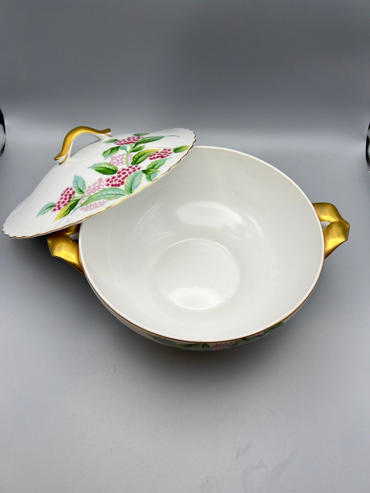Kent Orange Blossom Covered Serving Bowl | The Brooklyn Teacup - The Brooklyn Teacup