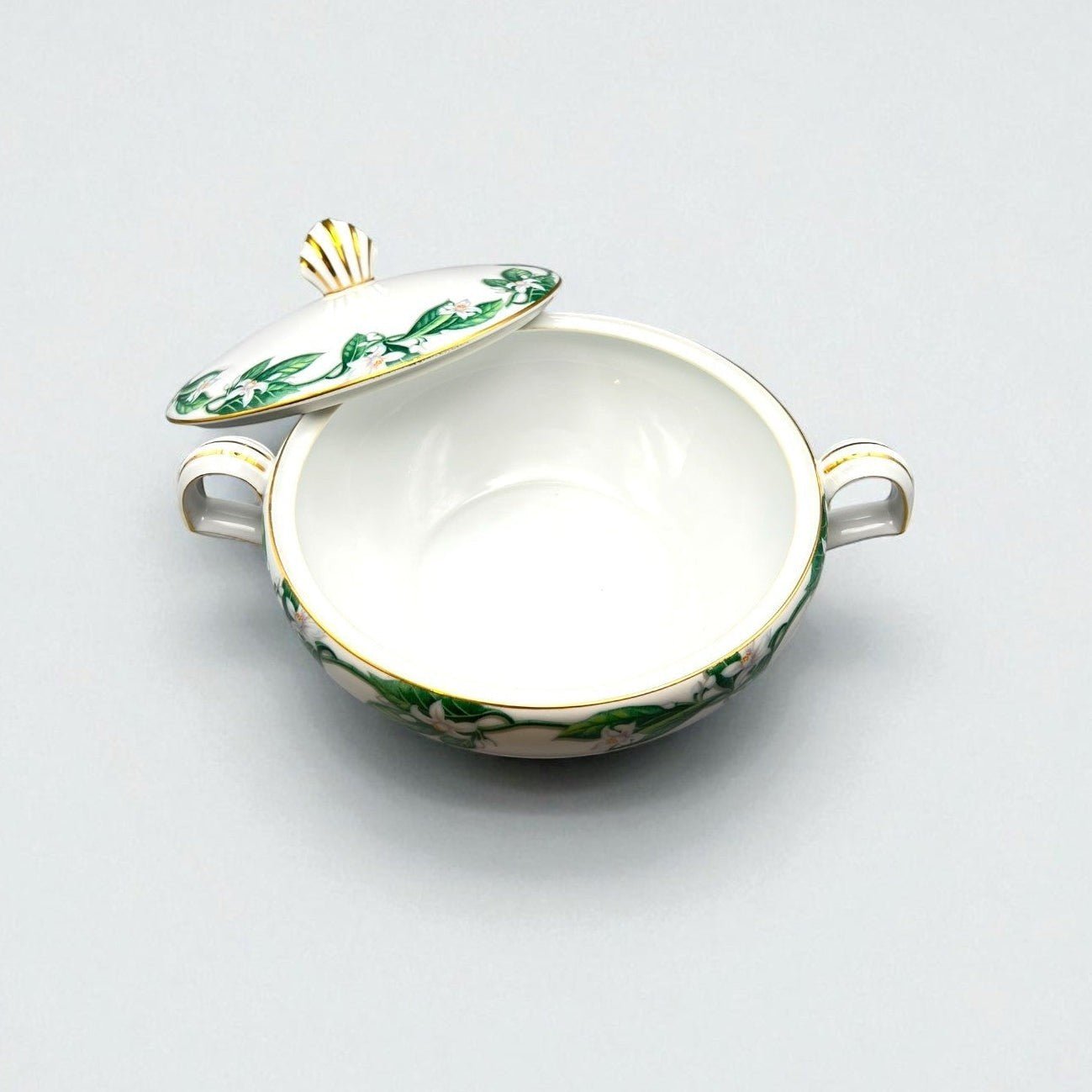 Kent Orange Blossom Covered Serving Bowl | The Brooklyn Teacup - The Brooklyn Teacup