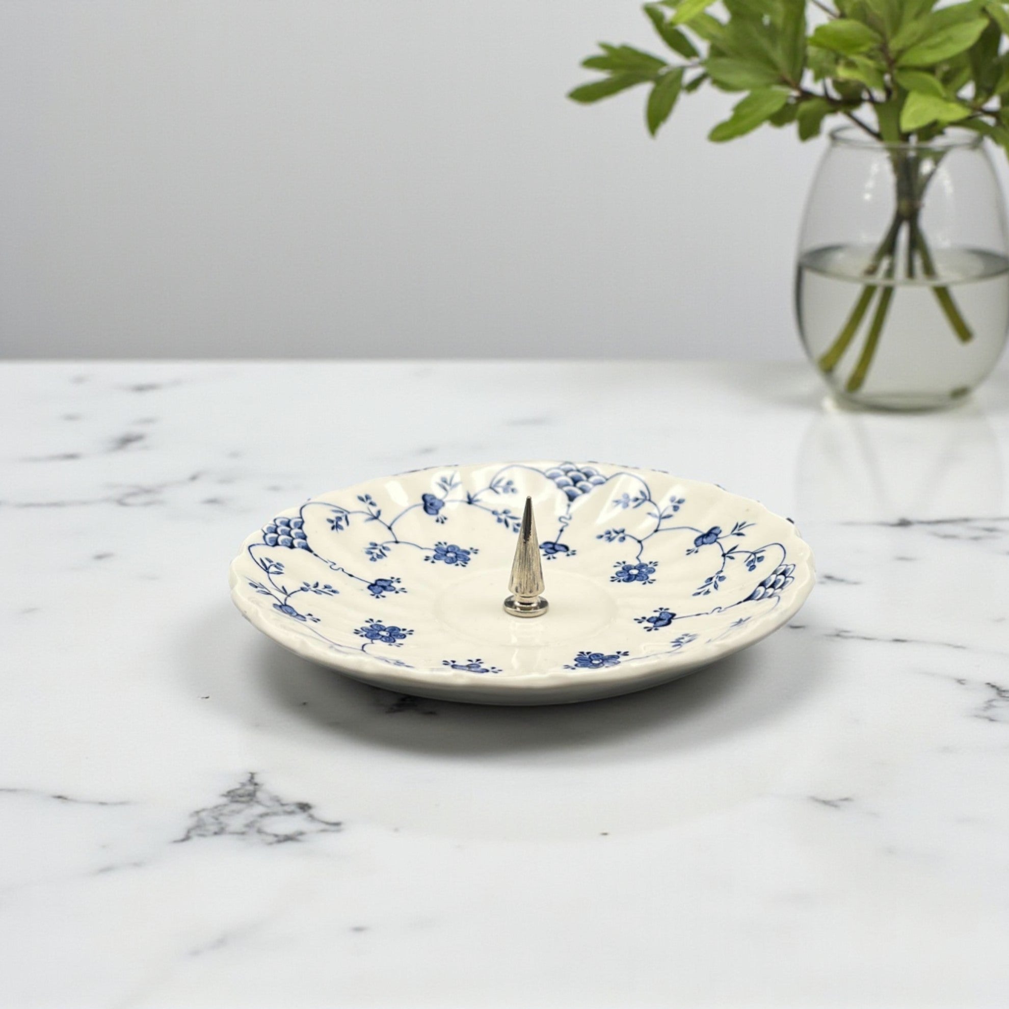 Kent Ring Holder | The Brooklyn Teacup - The Brooklyn Teacup