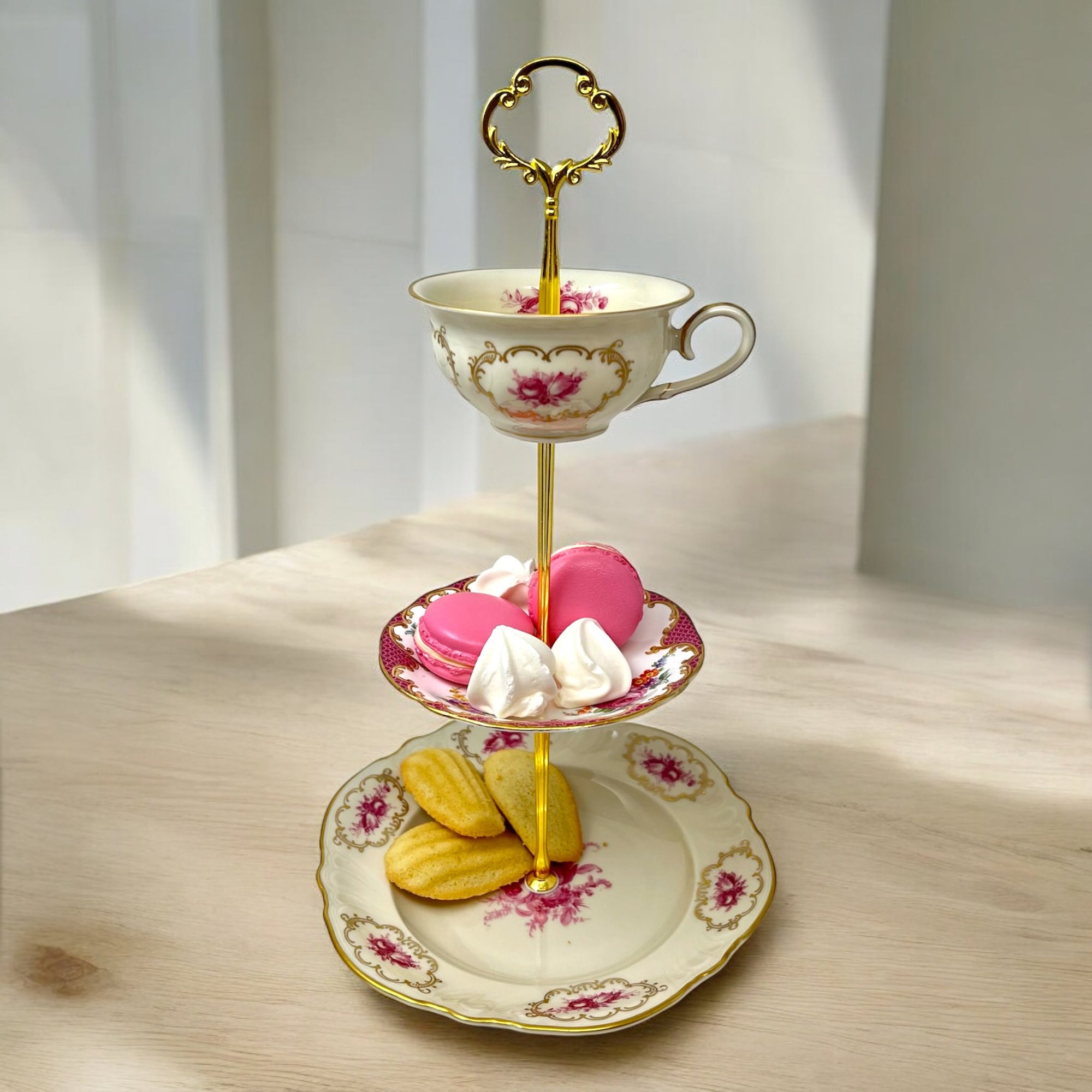 Livingston Madhatter Serving Stand | The Brooklyn Teacup - The Brooklyn Teacup