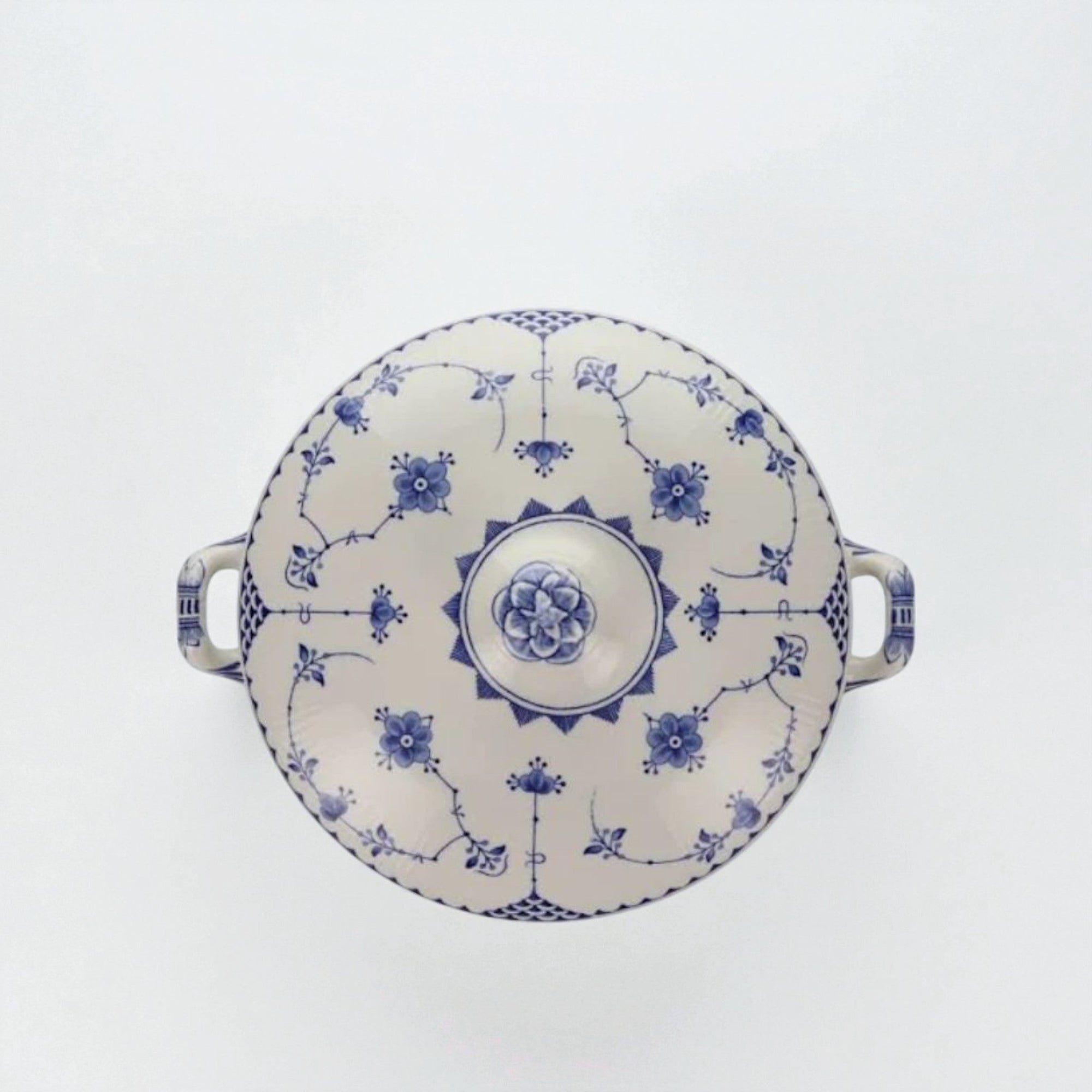 Mason Denmark Covered Serving Bowl | The Brooklyn Teacup - The Brooklyn Teacup