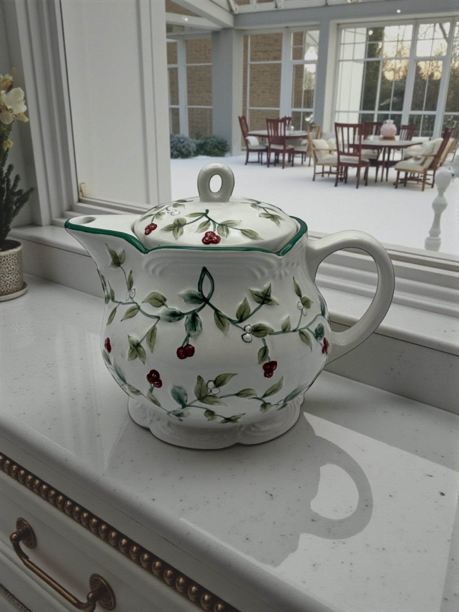 Pfaltzgraff Christmas Teapot | The Brooklyn Teacup - The Brooklyn Teacup