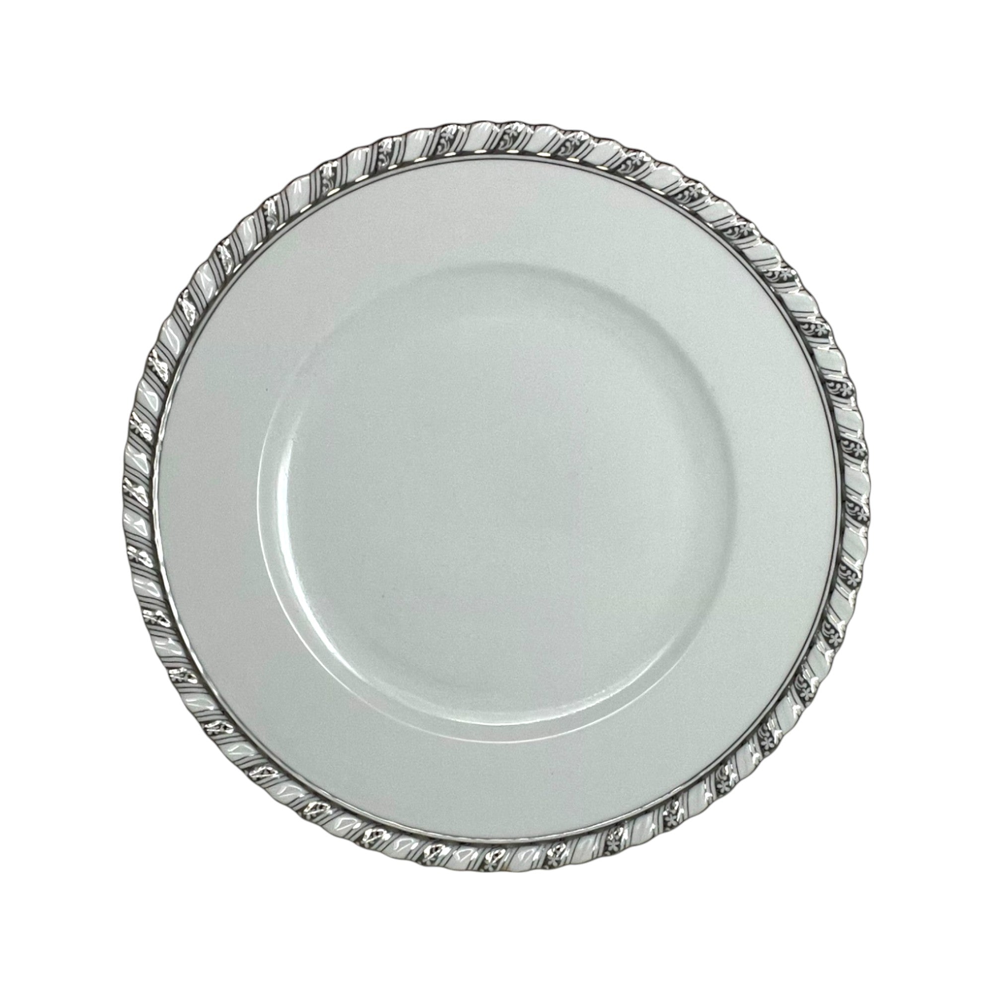 Plain and Simple Dinner Plates | The Brooklyn Teacup - The Brooklyn Teacup