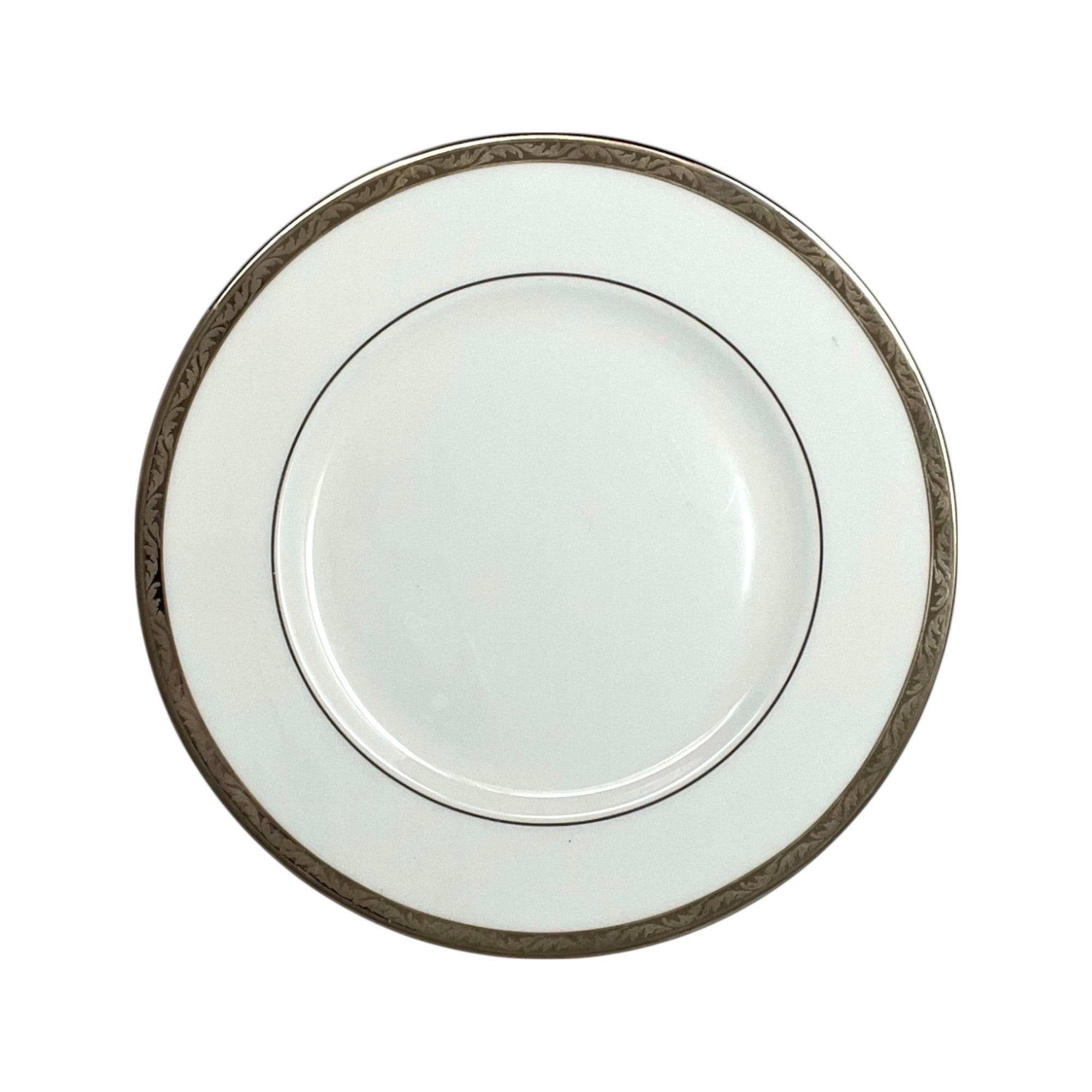 Plain and Simple Dinner Plates | The Brooklyn Teacup - The Brooklyn Teacup