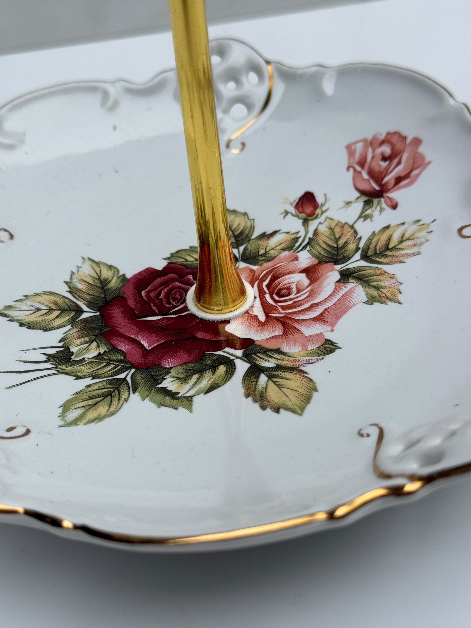 Reticulated Rose Valet Tray | The Brooklyn Teacup - The Brooklyn Teacup