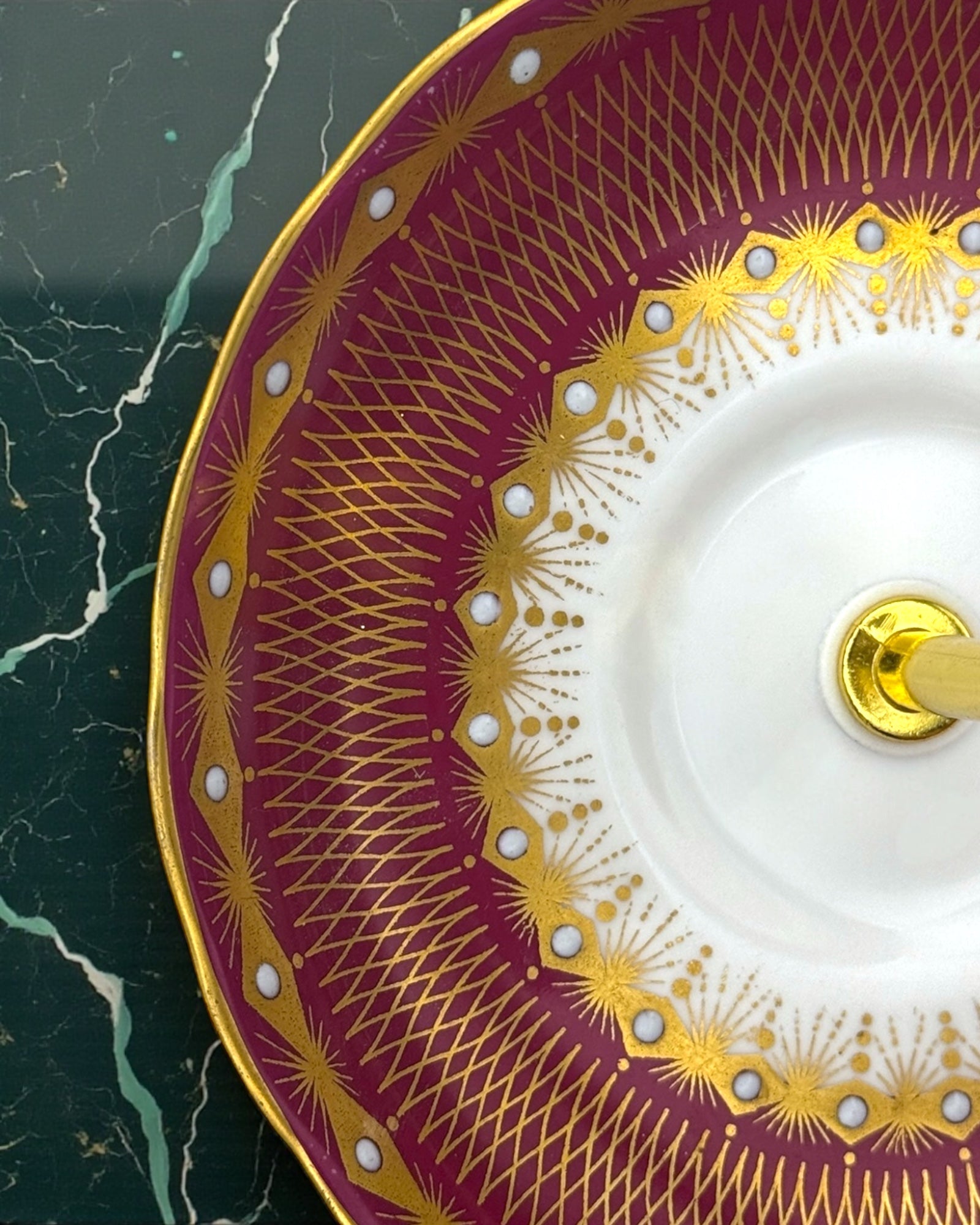 Royal Crimson Teacup Stand | The Brooklyn Teacup - The Brooklyn Teacup