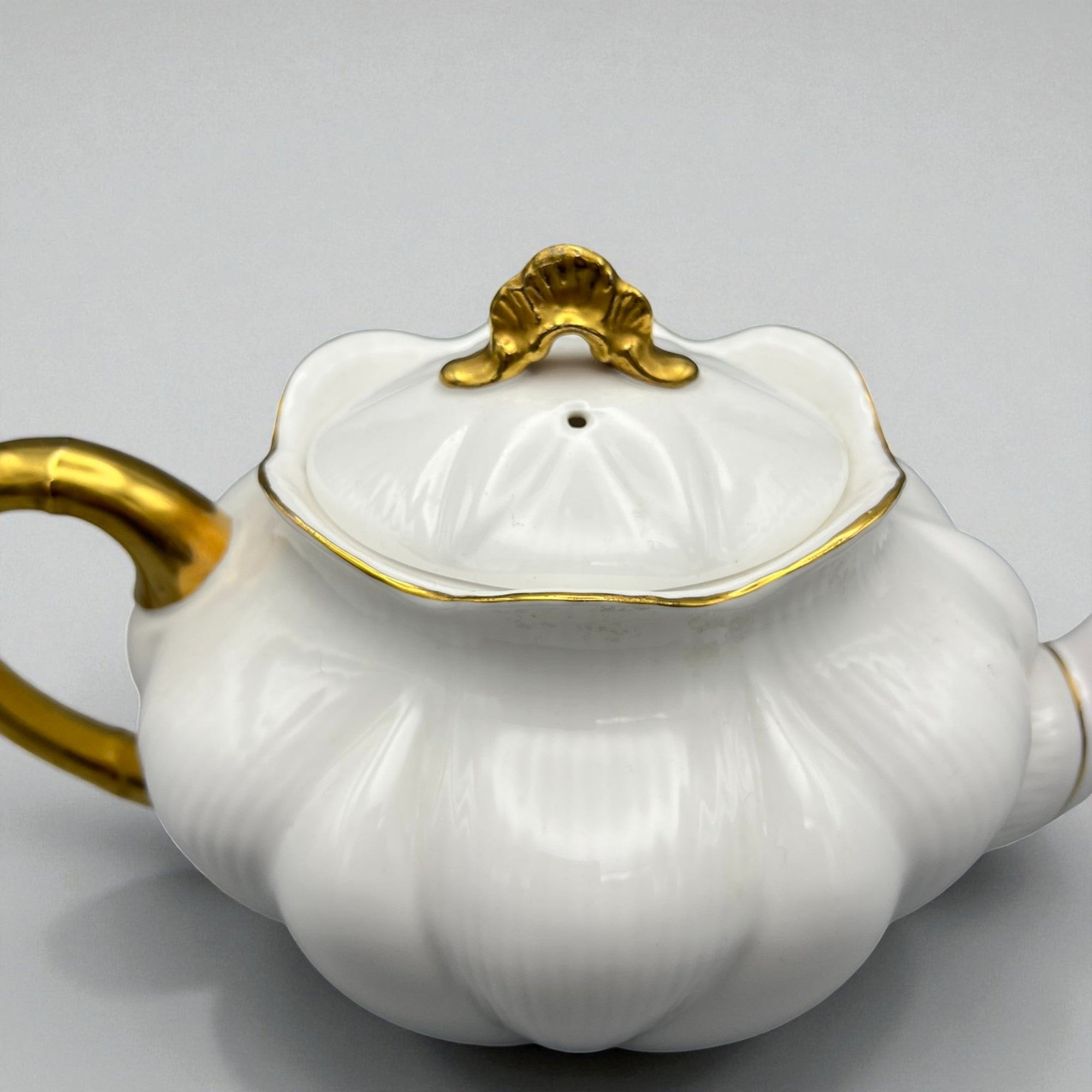 Shelley Regency 4 cup Teapot | The Brooklyn Teacup - The Brooklyn Teacup