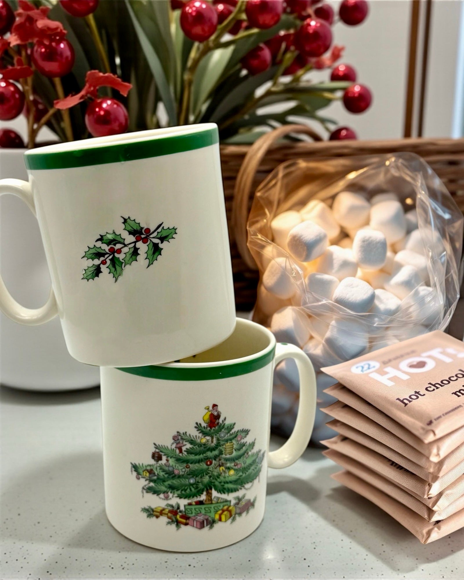 Spode Christmas Tree Mugs (set of 2) | The Brooklyn Teacup - The Brooklyn Teacup