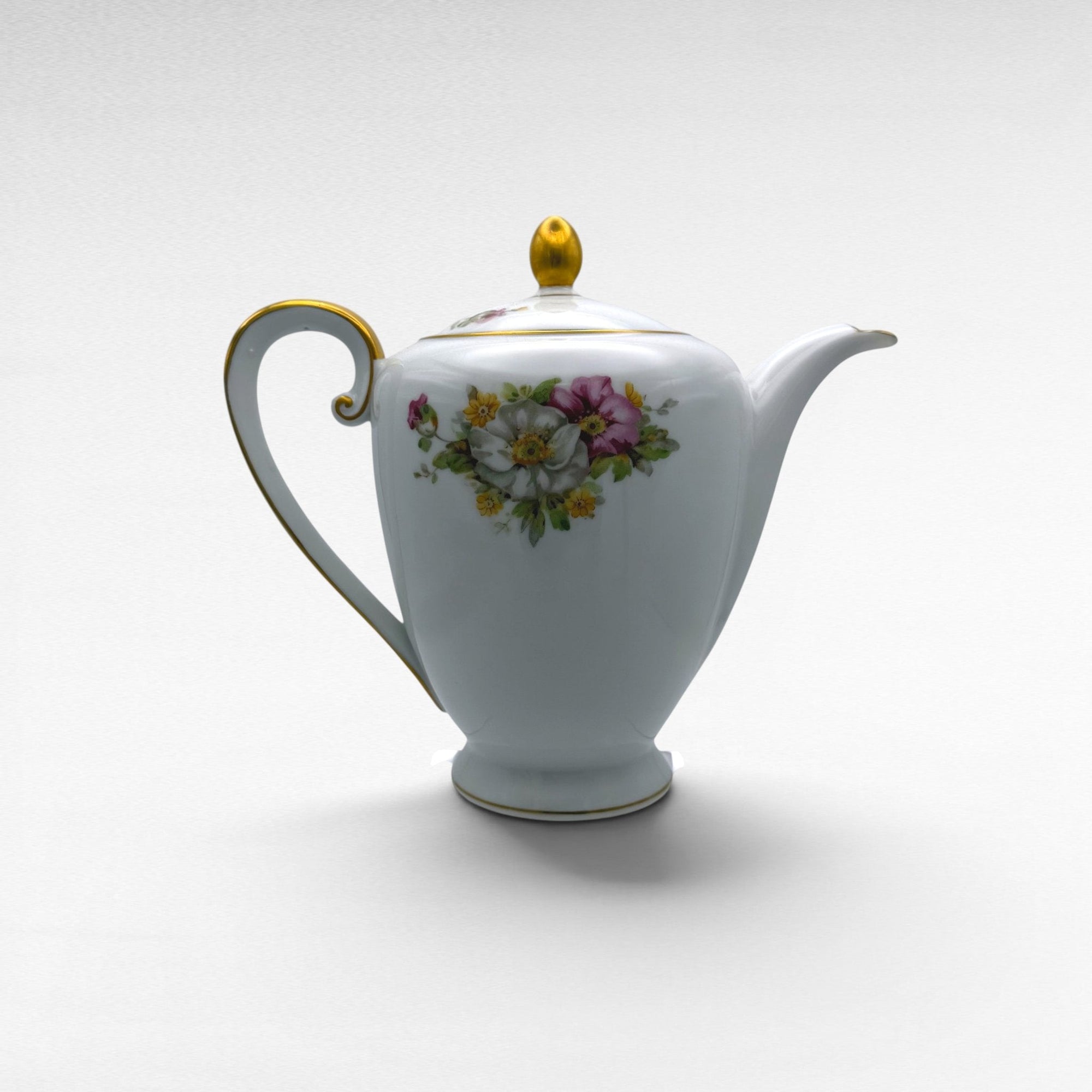 Tall Vintage Teapots &amp; Coffee Pots | The Brooklyn Teacup - The Brooklyn Teacup