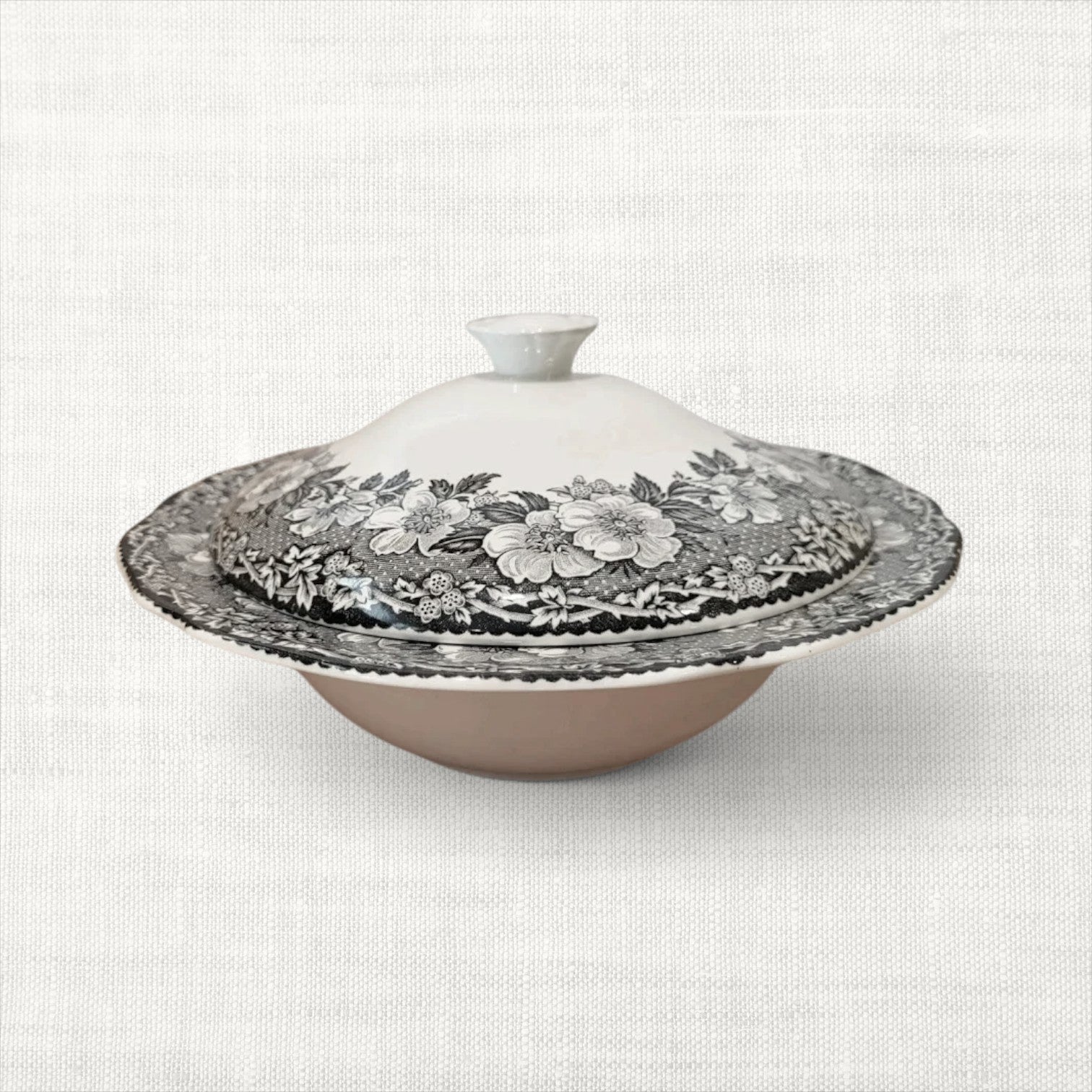 The Brooklyn Teacup Wedgwood Malverne bone china vegetable bowl with black and white floral pattern and matching lid