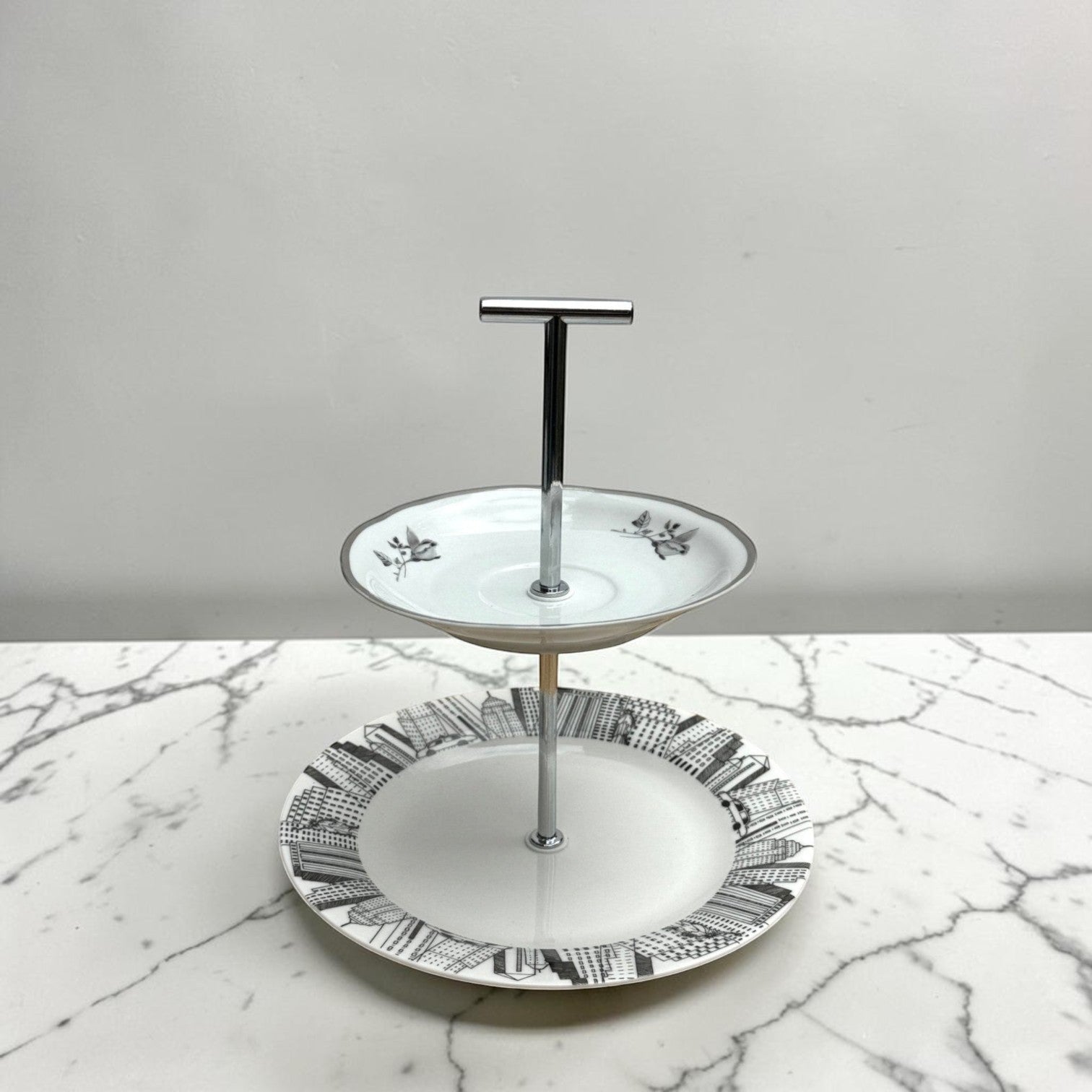 The Silver Metropolitan Two Tier | Manhattan Skyline x Cmielow - The Brooklyn Teacup