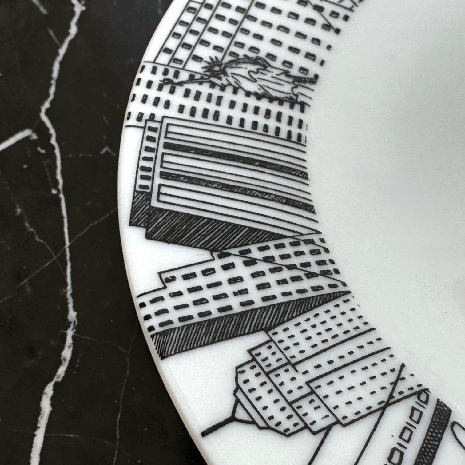 The Silver Metropolitan Two Tier | Manhattan Skyline x Cmielow - The Brooklyn Teacup