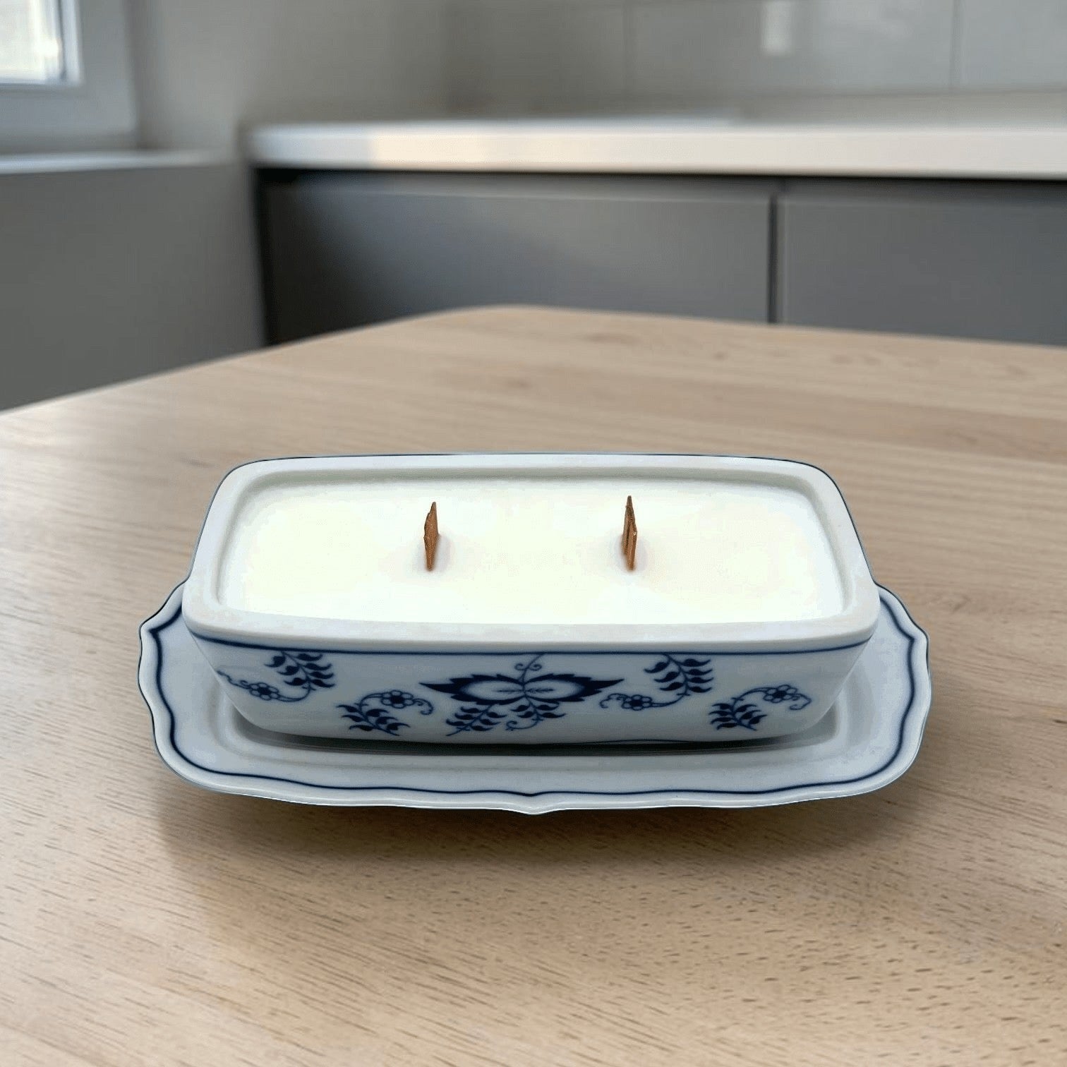 Unconventional Blue &amp; White Candles | The Brooklyn Teacup - The Brooklyn Teacup