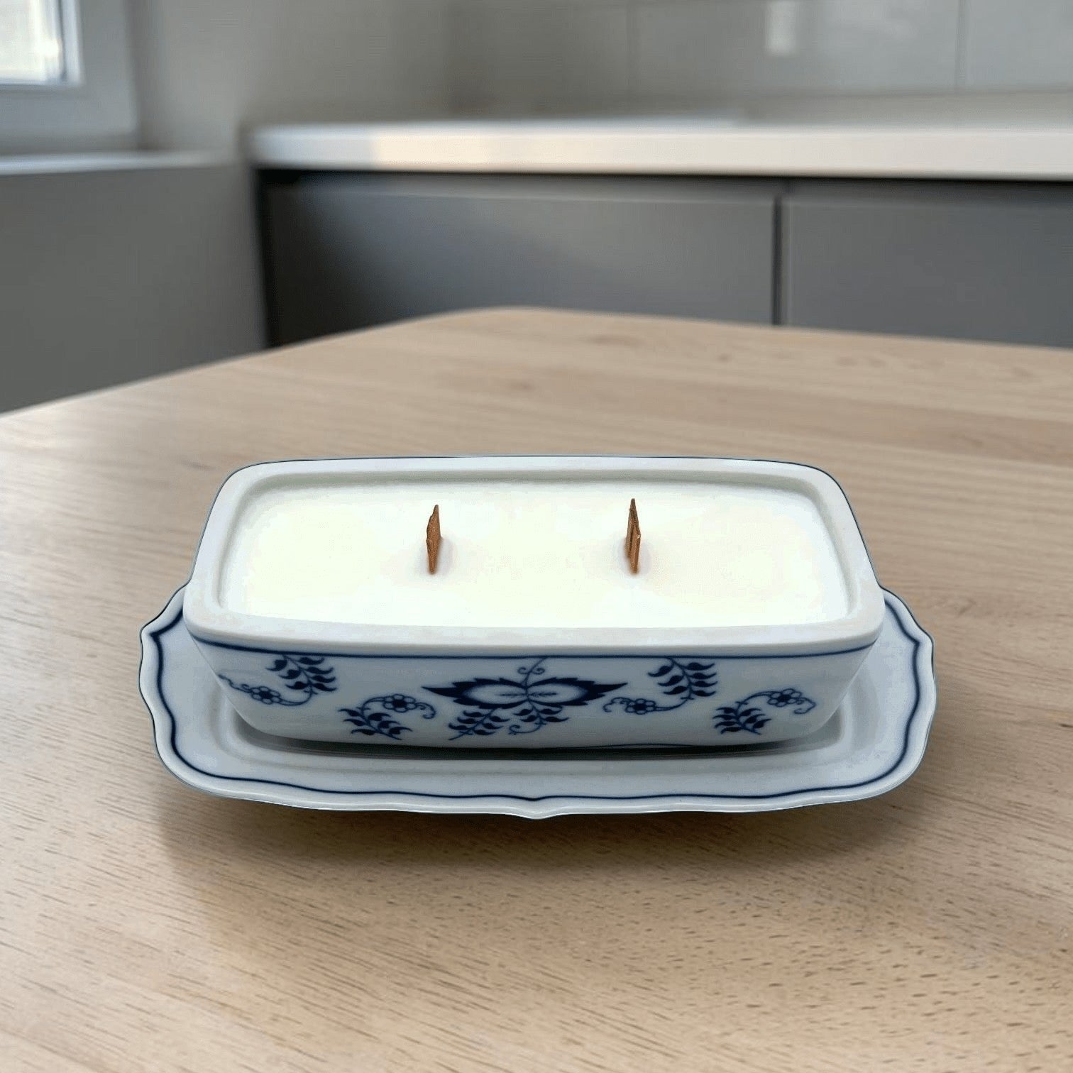 Unconventional Blue &amp; White Candles | The Brooklyn Teacup - The Brooklyn Teacup
