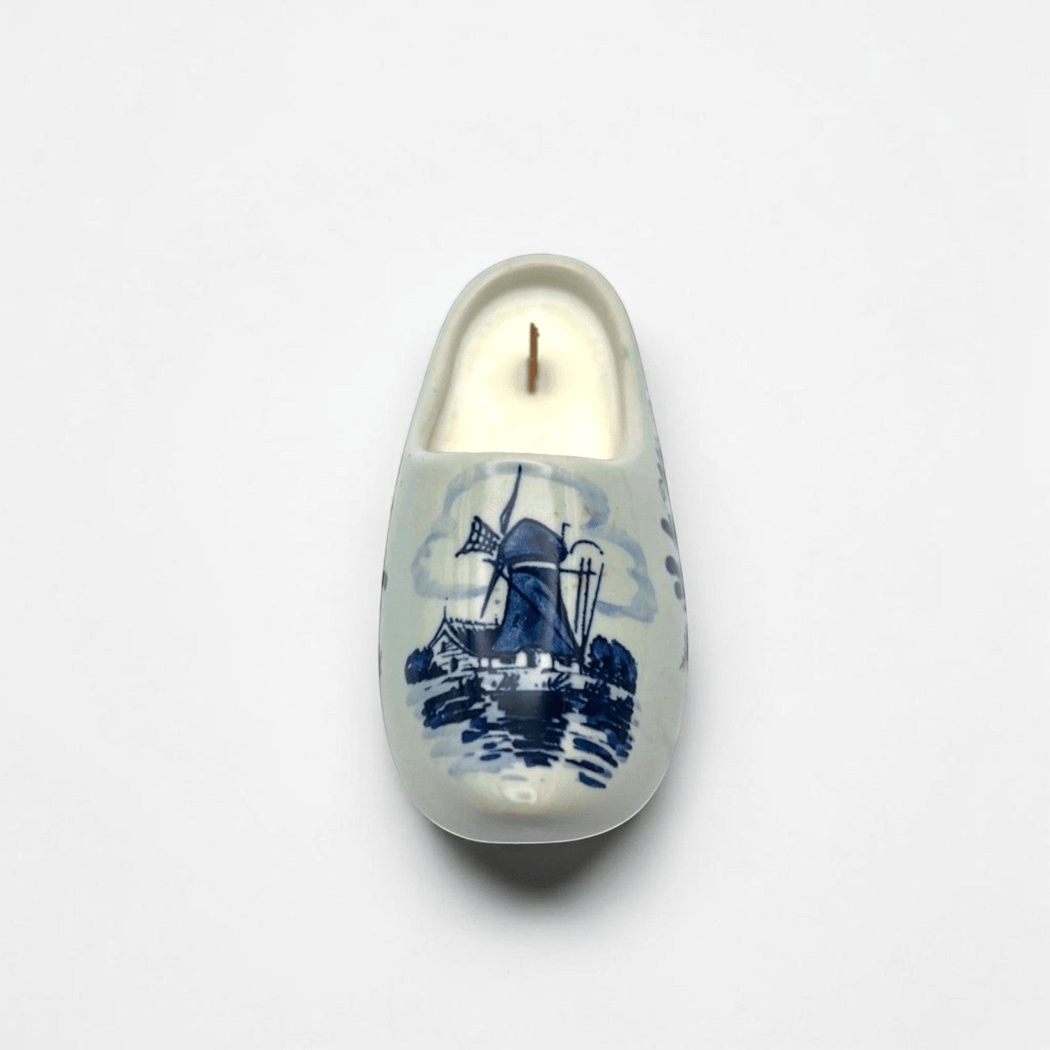 Unconventional Blue &amp; White Candles | The Brooklyn Teacup - The Brooklyn Teacup