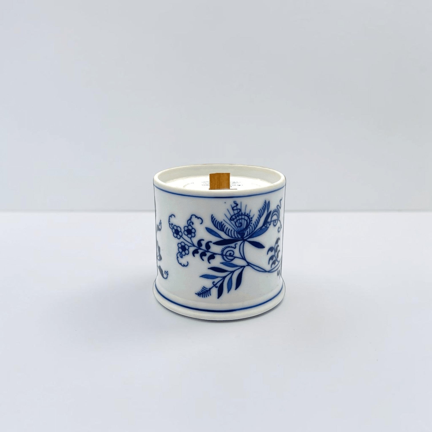 Unconventional Blue &amp; White Candles | The Brooklyn Teacup - The Brooklyn Teacup