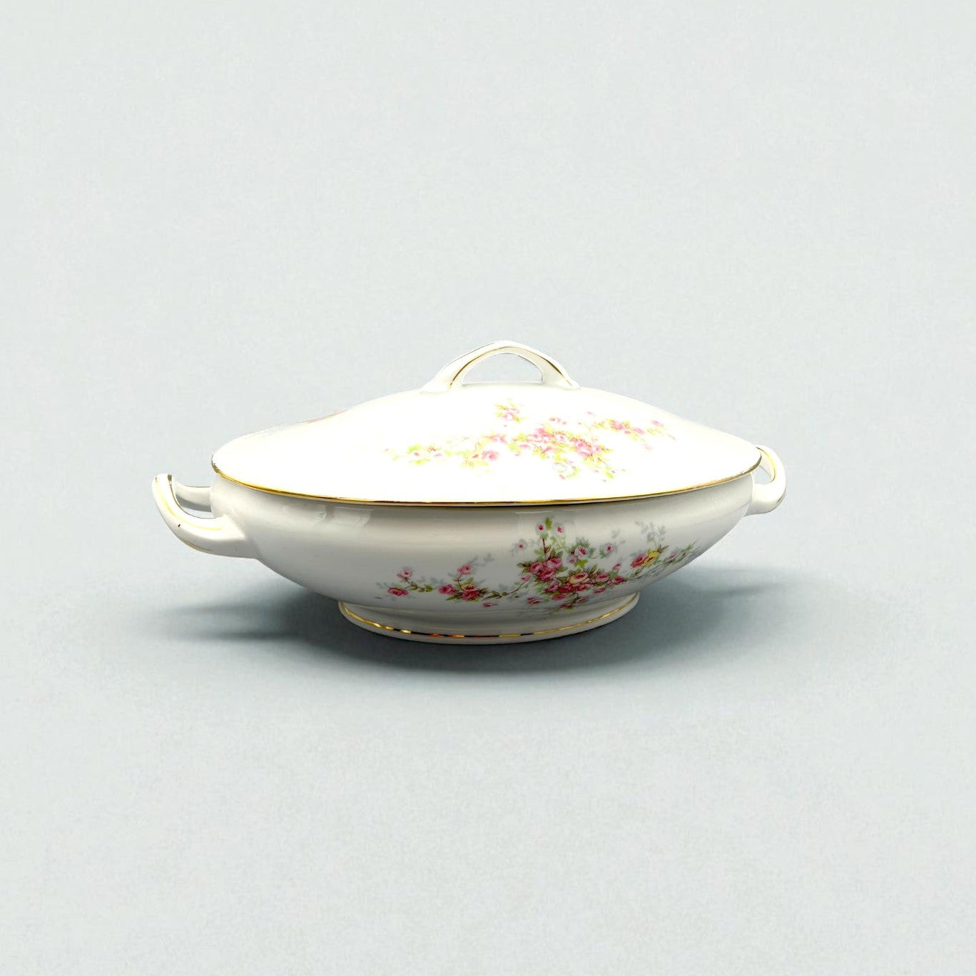 Victoria China Oval Covered Vegetable Bowl | The Brooklyn Teacup - The Brooklyn Teacup