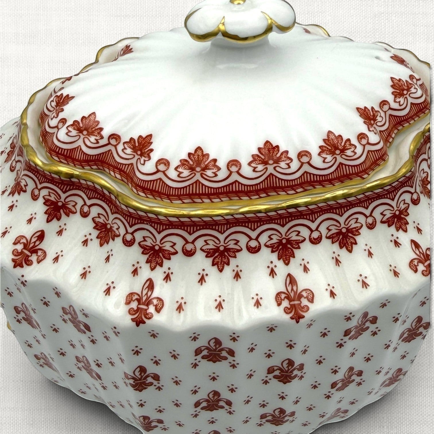 Vintage Spode Fleur de Lys Teapot | The Brooklyn Teacup - The Brooklyn Teacup