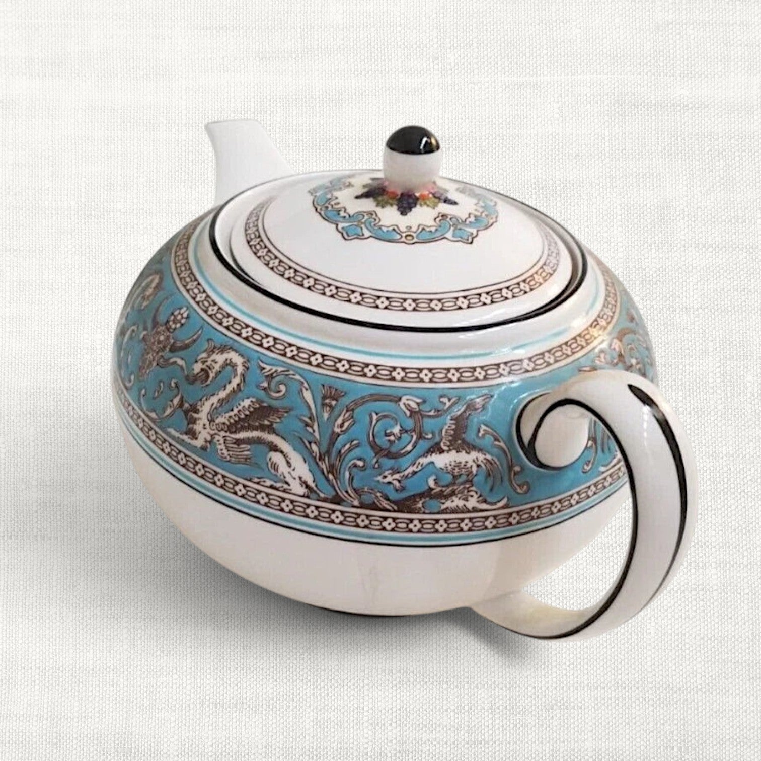 Vintage Wedgwood Florentine Teapot | The Brooklyn Teacup - The Brooklyn Teacup