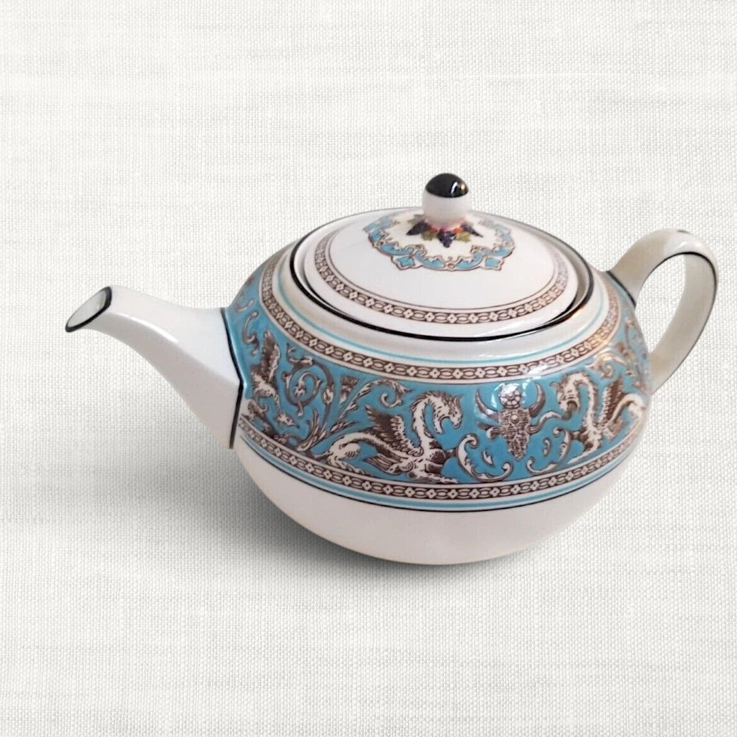 Vintage Wedgwood Florentine Teapot | The Brooklyn Teacup - The Brooklyn Teacup