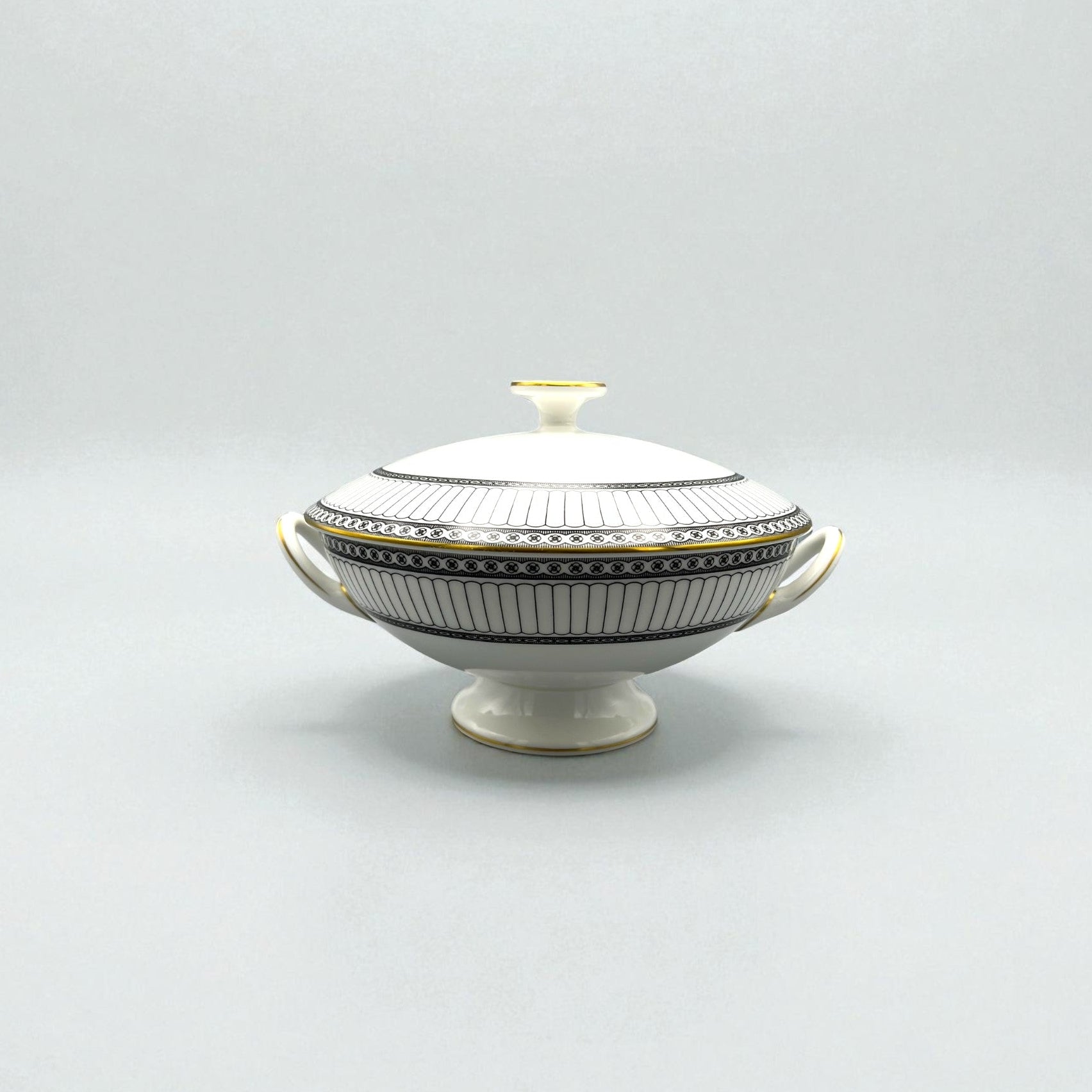 Wedgwood Colonnade Covered Vegetable Bowl | The Brooklyn Teacup - The Brooklyn Teacup
