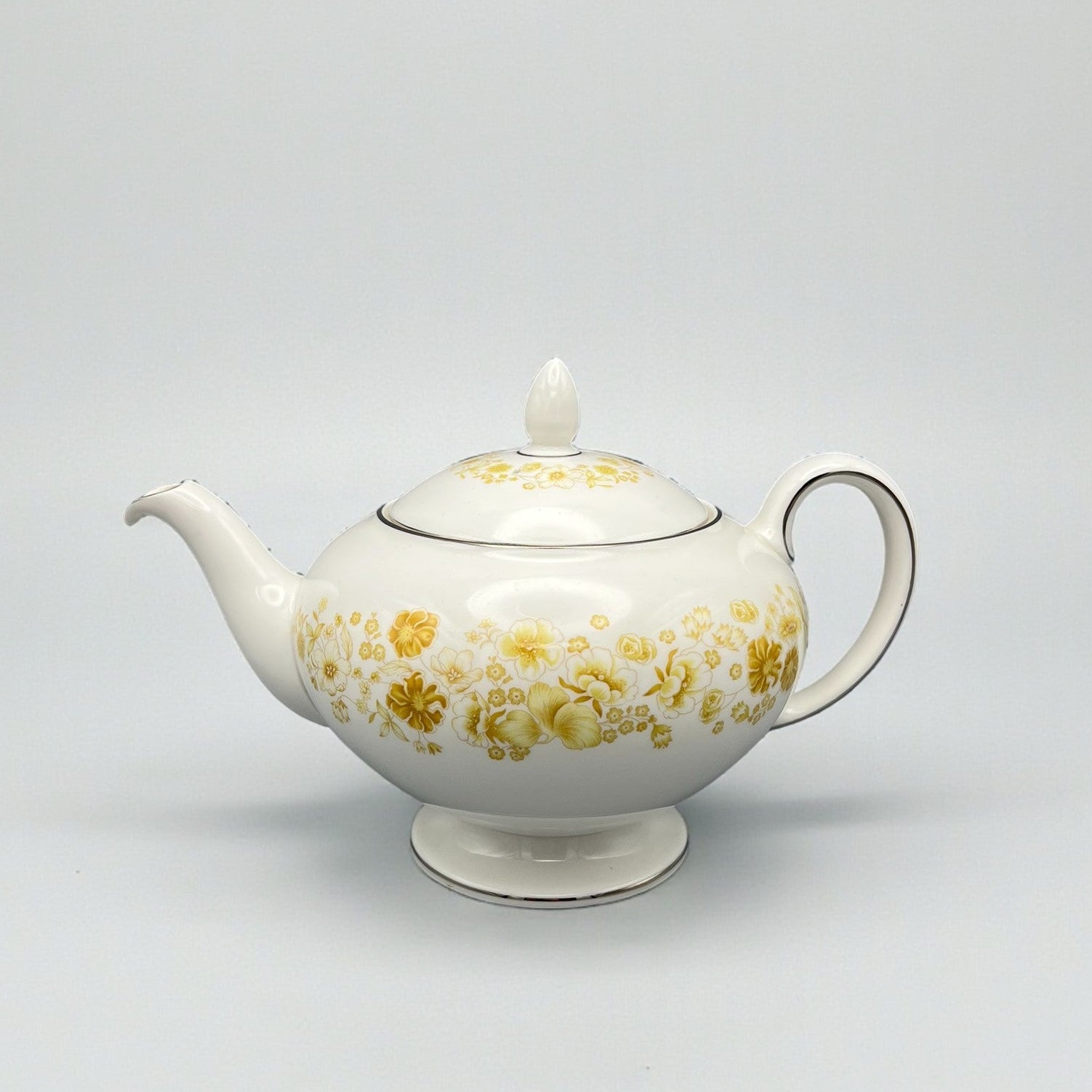 Wedgwood Mimosa Teapot | The Brooklyn Teacup - The Brooklyn Teacup