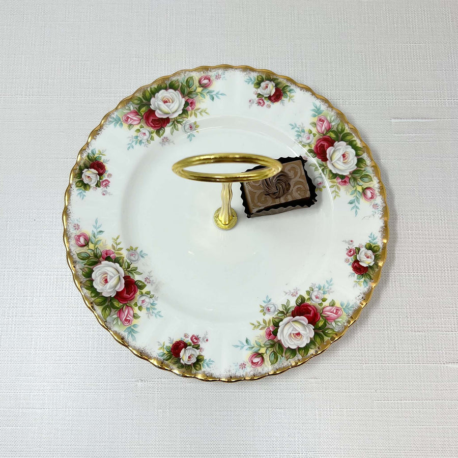 Country Roses Plate with Handle | The Brooklyn Teacup - The Brooklyn Teacup