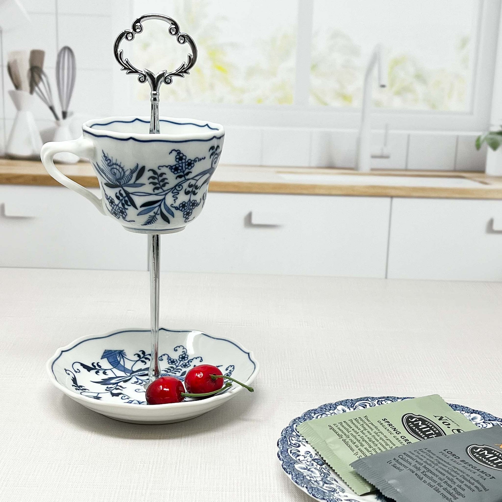 Vintage Blue and White Dishes – The Brooklyn Teacup