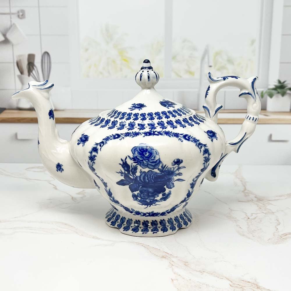Gracious Oversized Teapot | Derby - The Brooklyn Teacup
